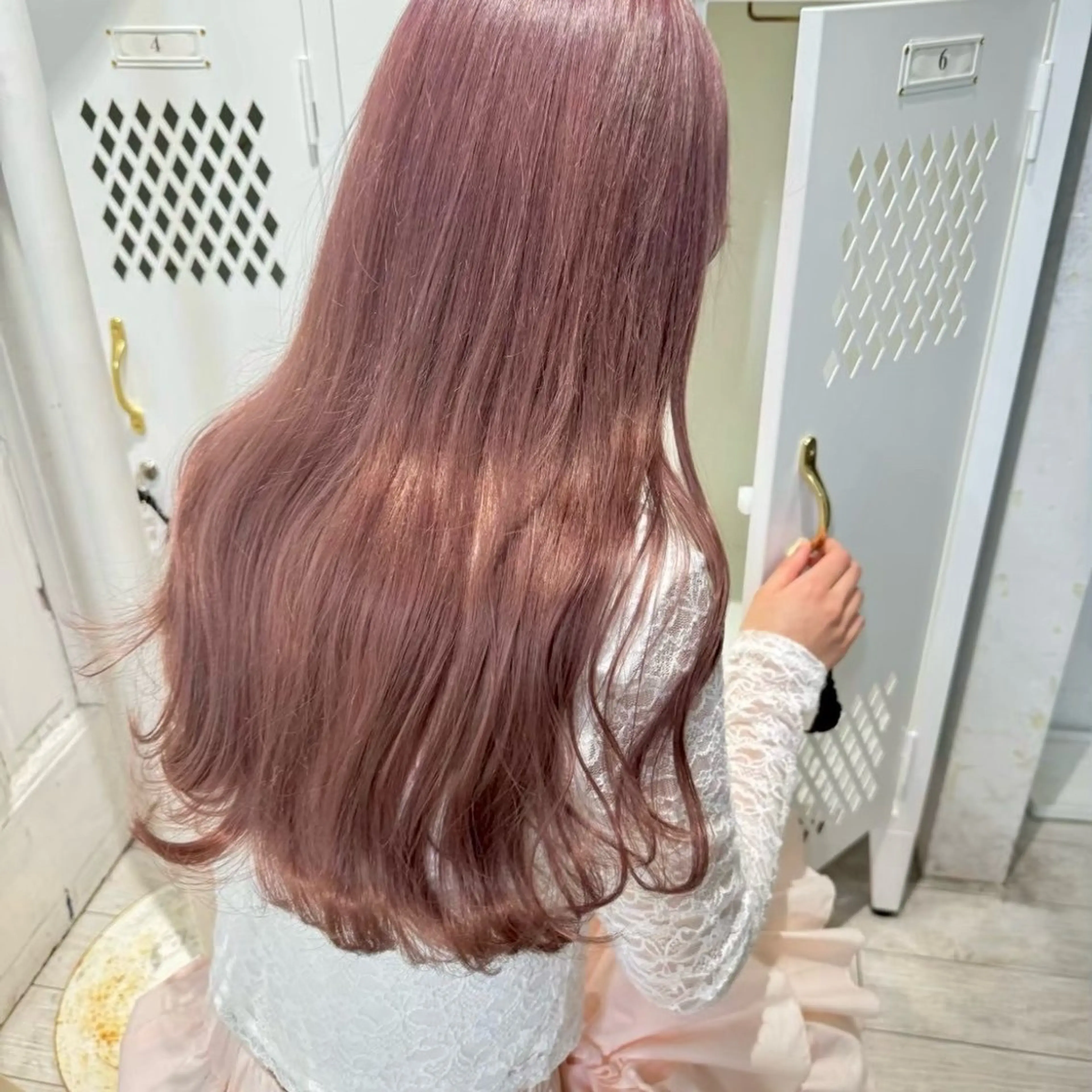 ♡ケアブリーチ＋カラー＋ダメージ補修トリート🫧の写真