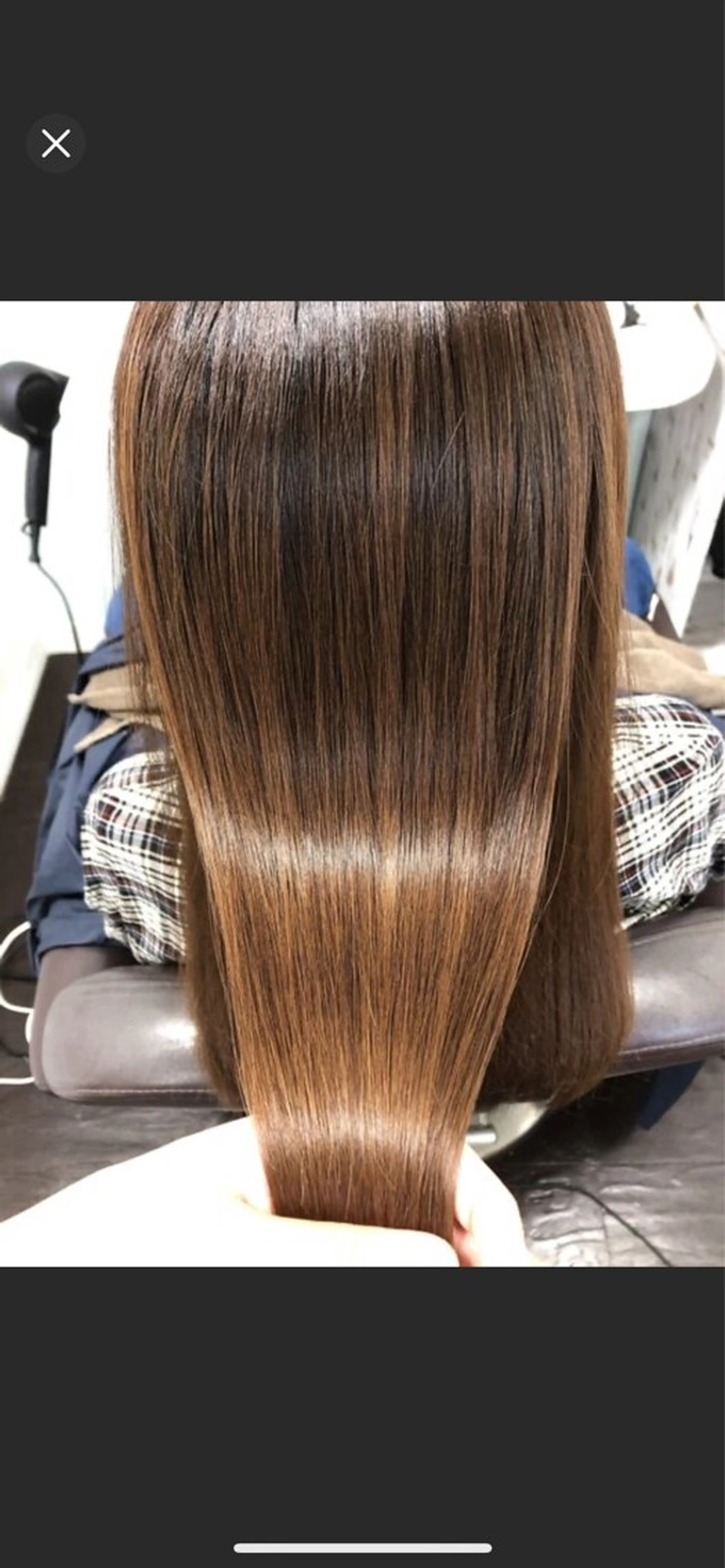 ロング momb 折戸結菜のヘアスタイル