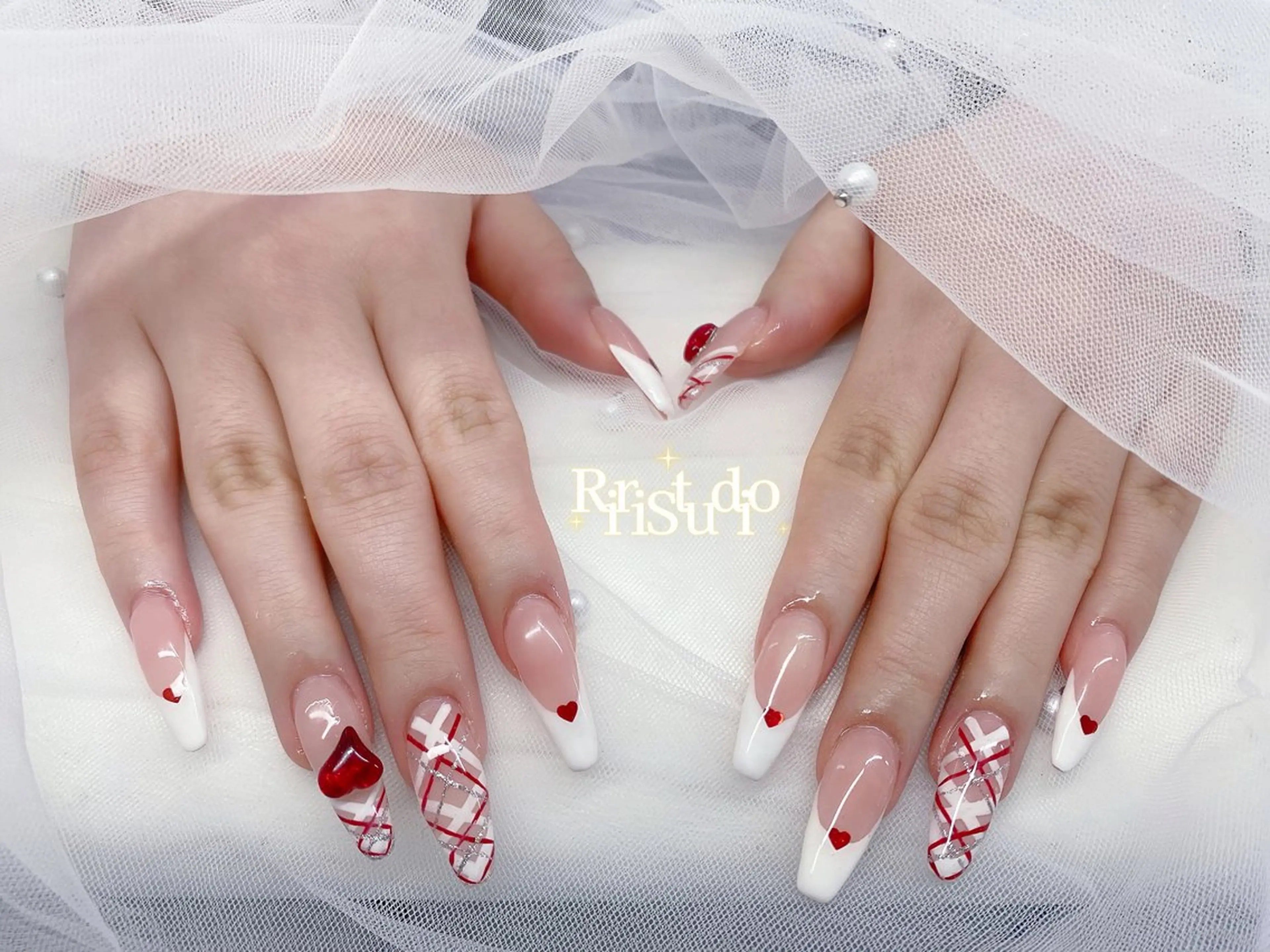 ネイル ハンドネイル R Studioのネイルデザイン