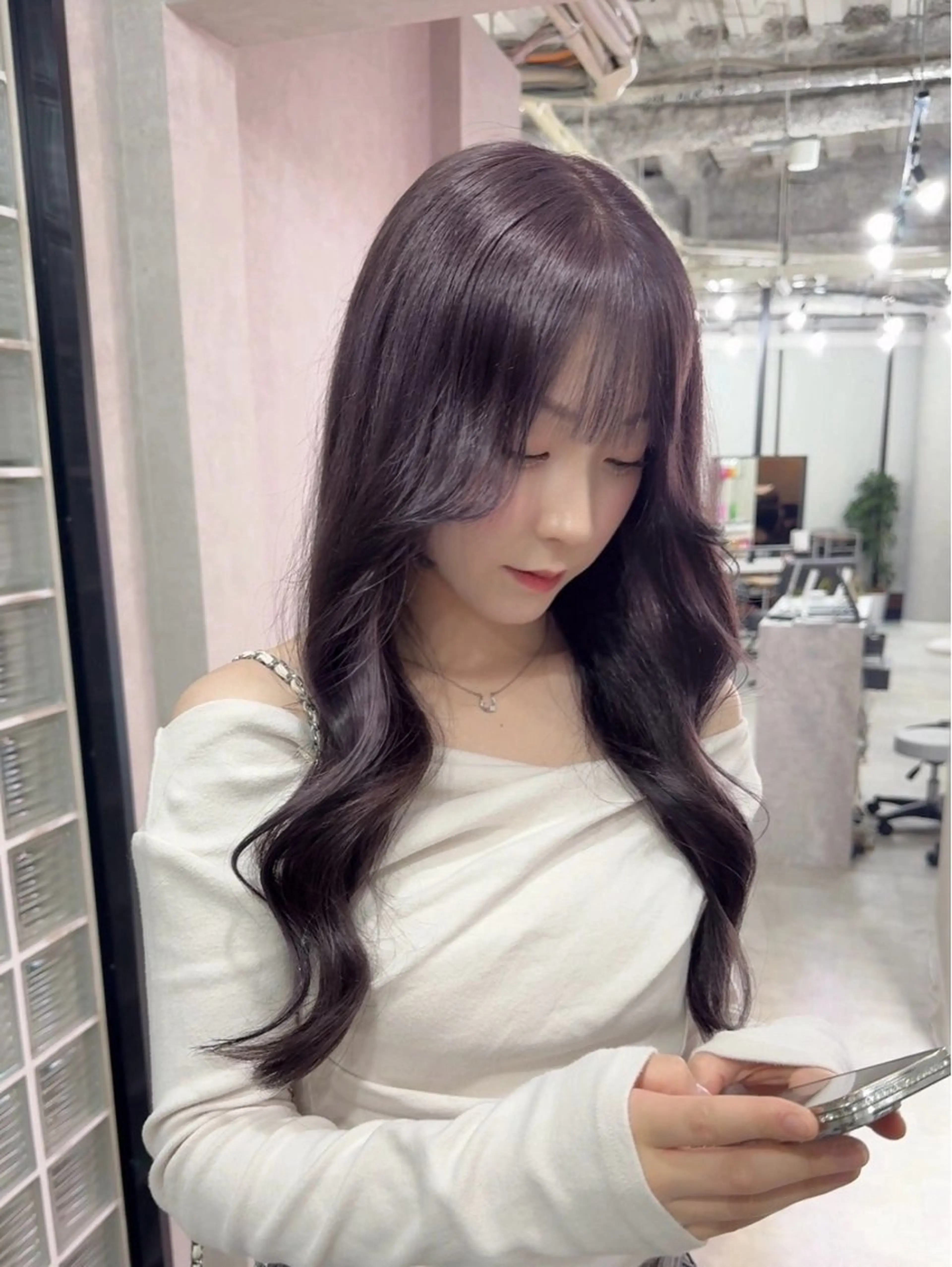 ロング カラー アッシュ アッシュブラウン ベージュカラー 黒髪 ブリーチ カット ヘアカラー トリートメント 赤み無し柔らかカラー 【梅田】madokaのヘアスタイル