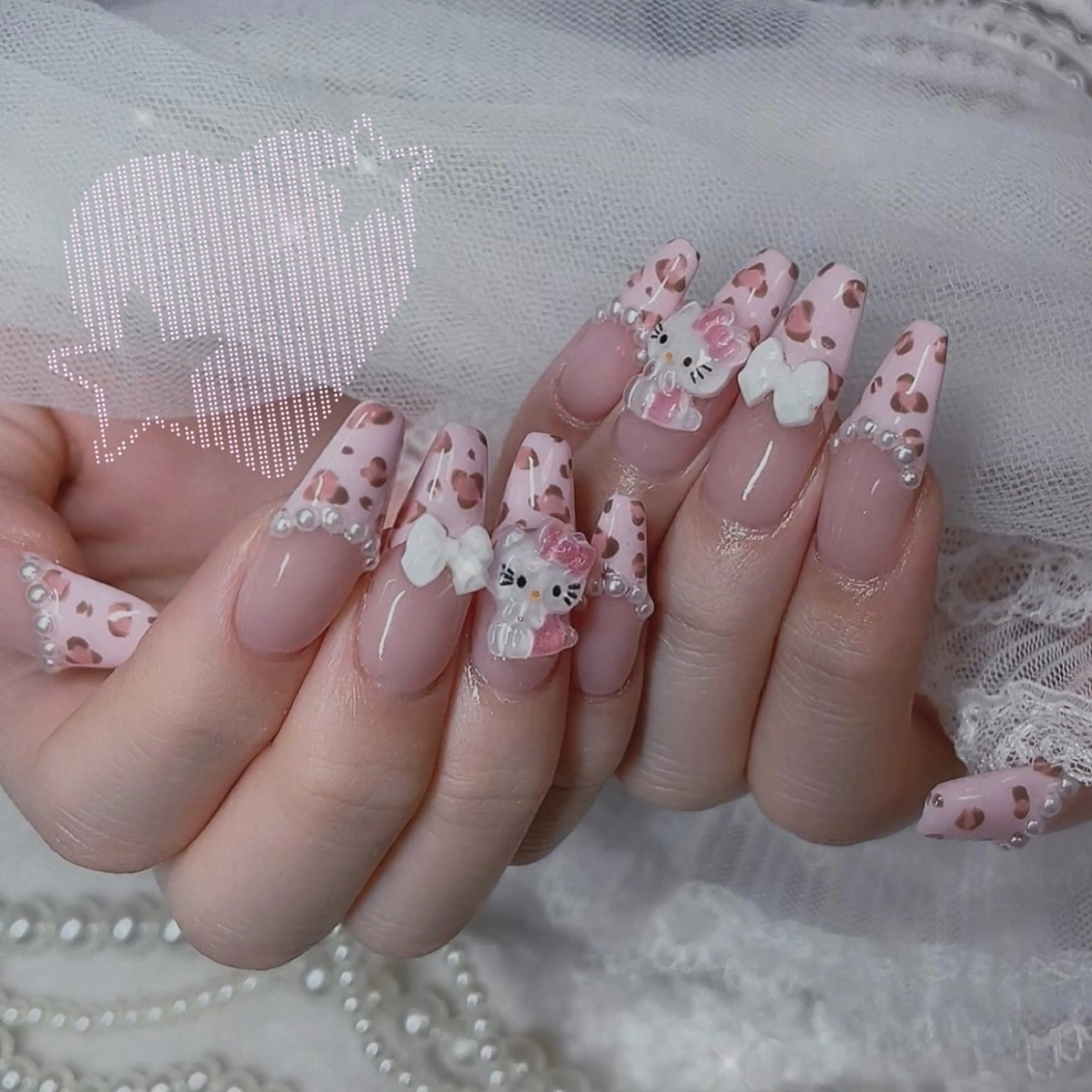 ネイル ハンドネイル MINAMI໒꒱ Y2K、韓国ガーリーのネイルデザイン