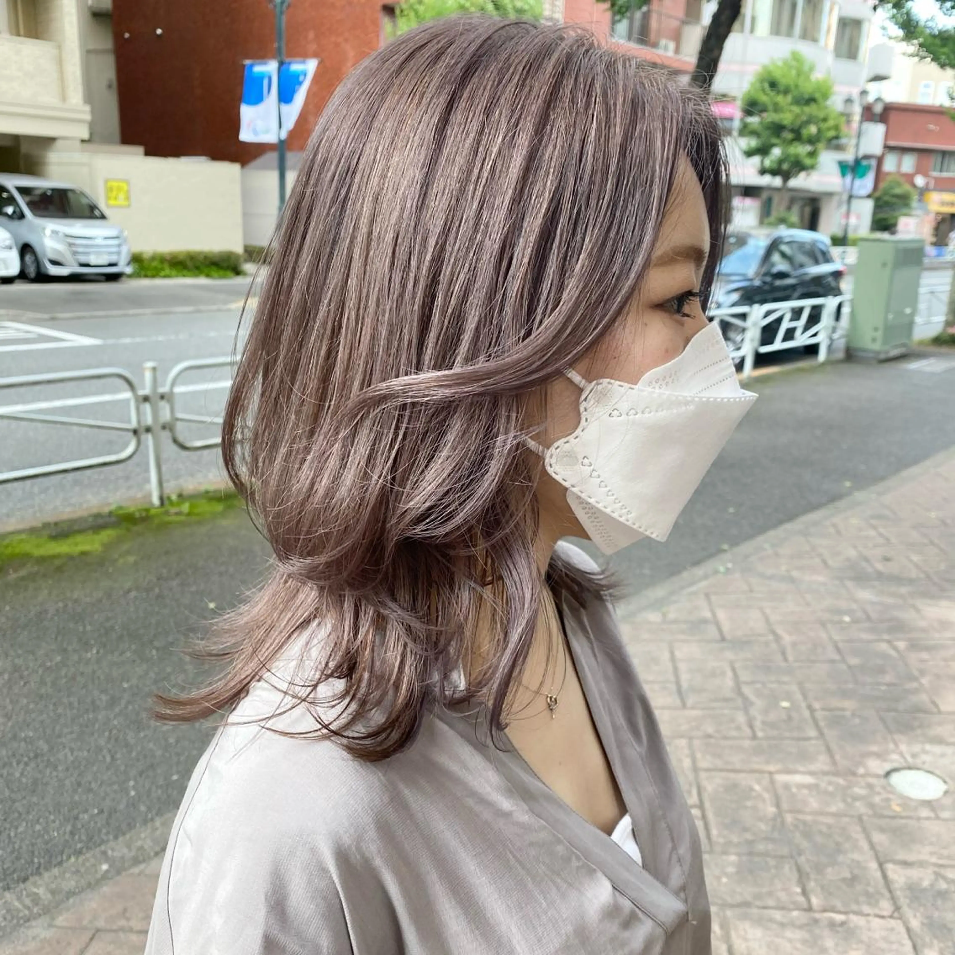ミディアム カラー カット ヘアカラー コマツリサ ROCCO eastのヘアスタイル