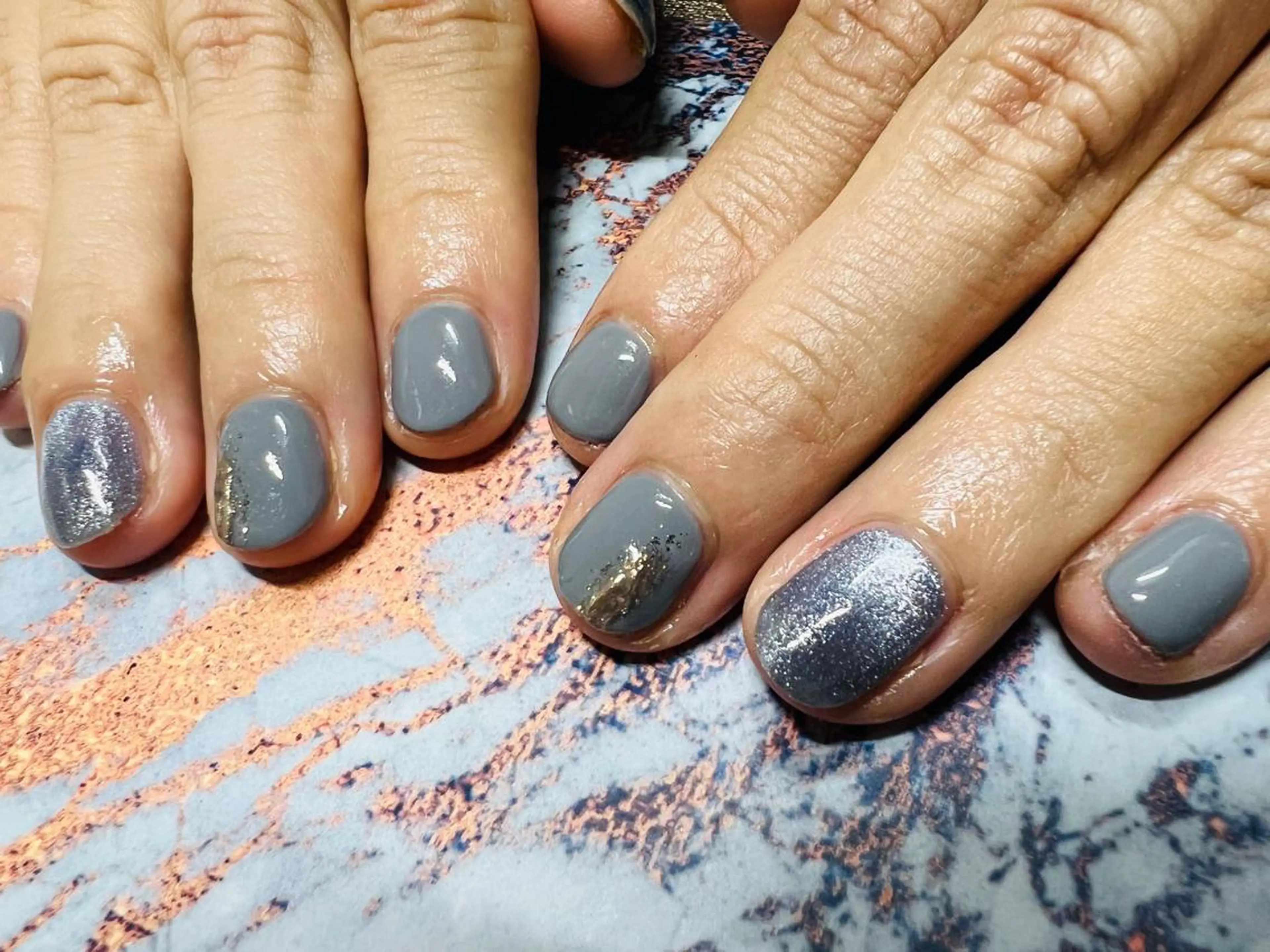 ネイル mogunail &blowのネイルデザイン