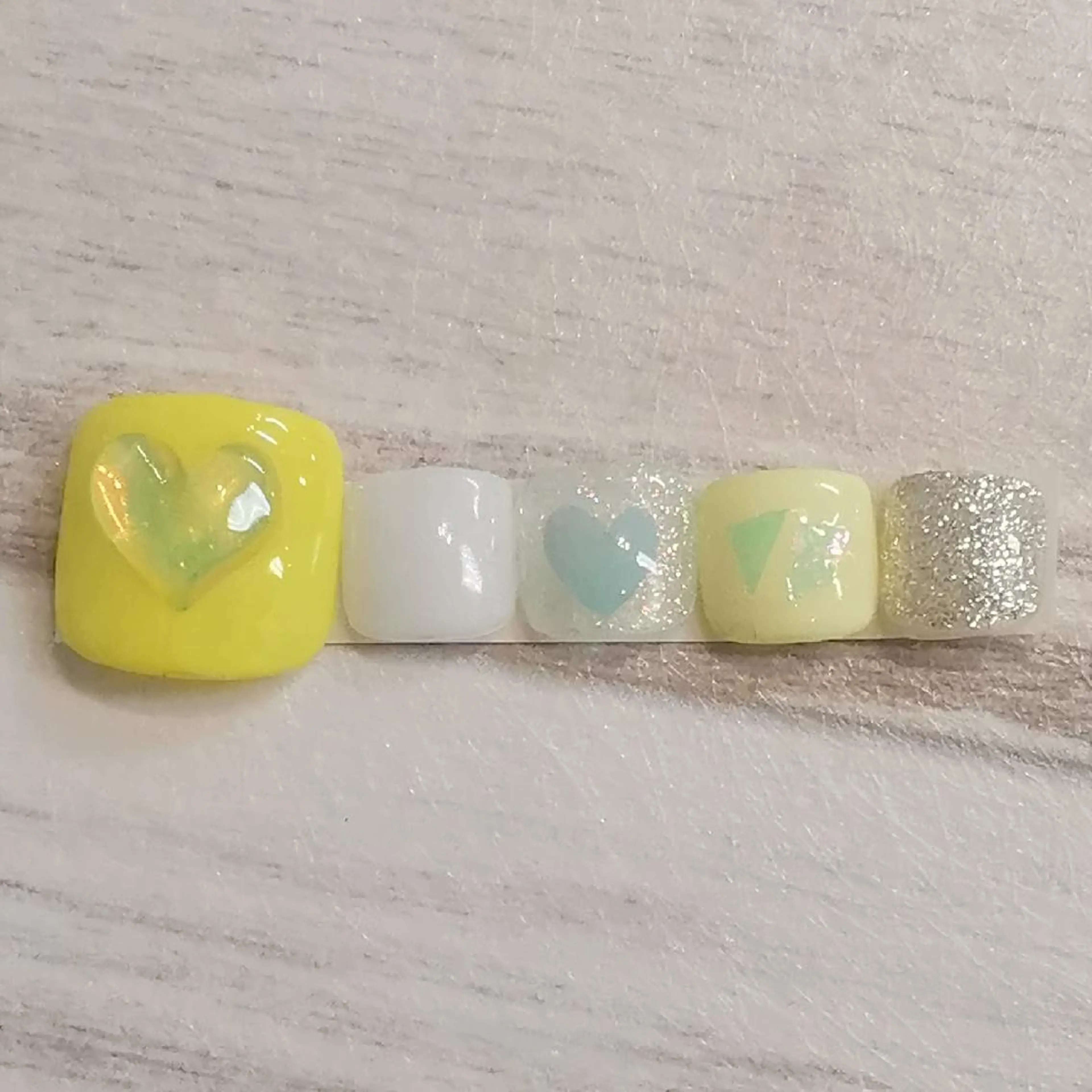 ネイル ハート フットネイル reve あやののネイルデザイン