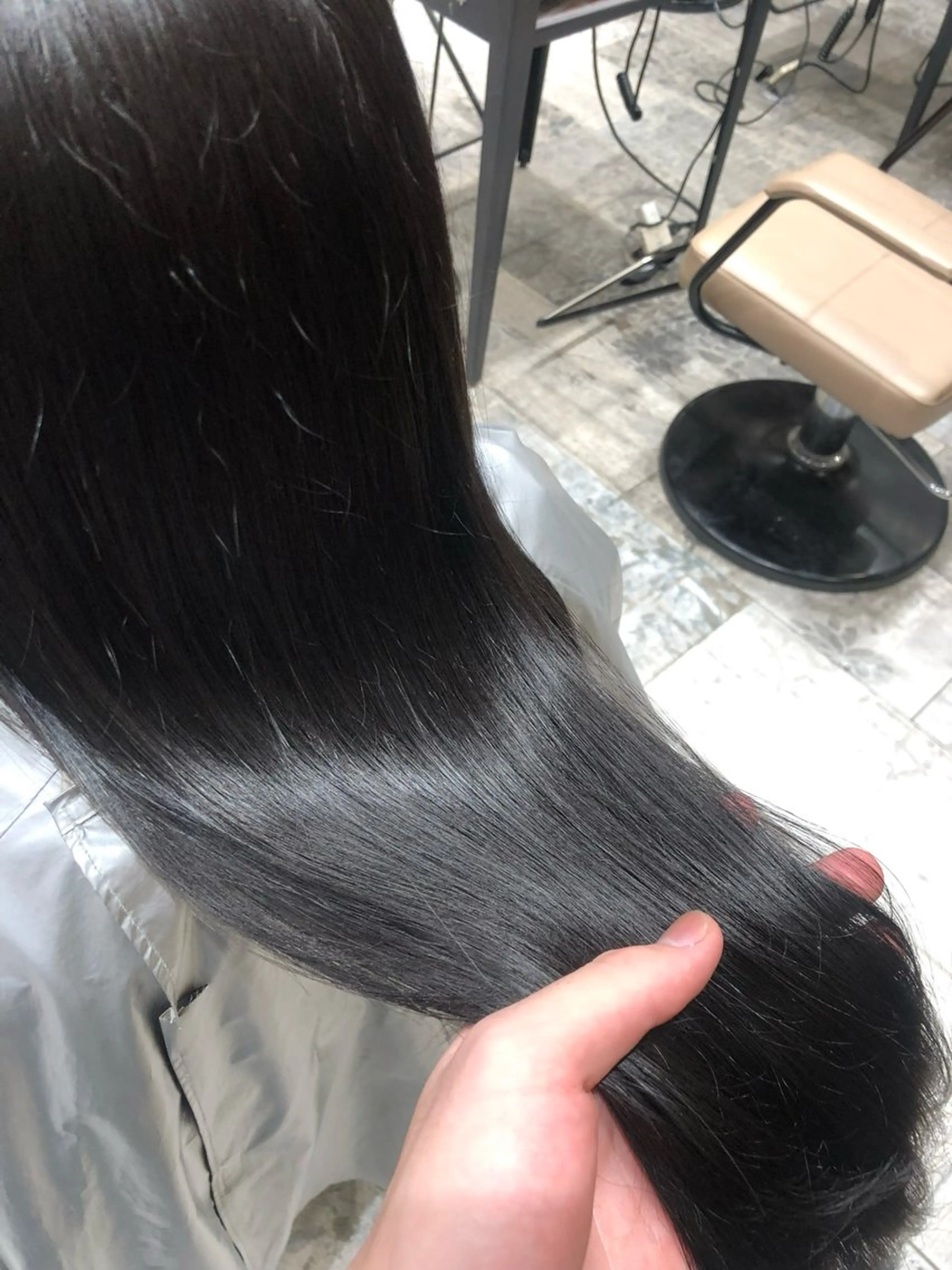 ロング カラー 透明感カラー ダークグレー ダークグレージュ グレージュ トリートメント ヘアカラー トリートメント 新宿/カラー/ 坂本茉奈のヘアスタイル