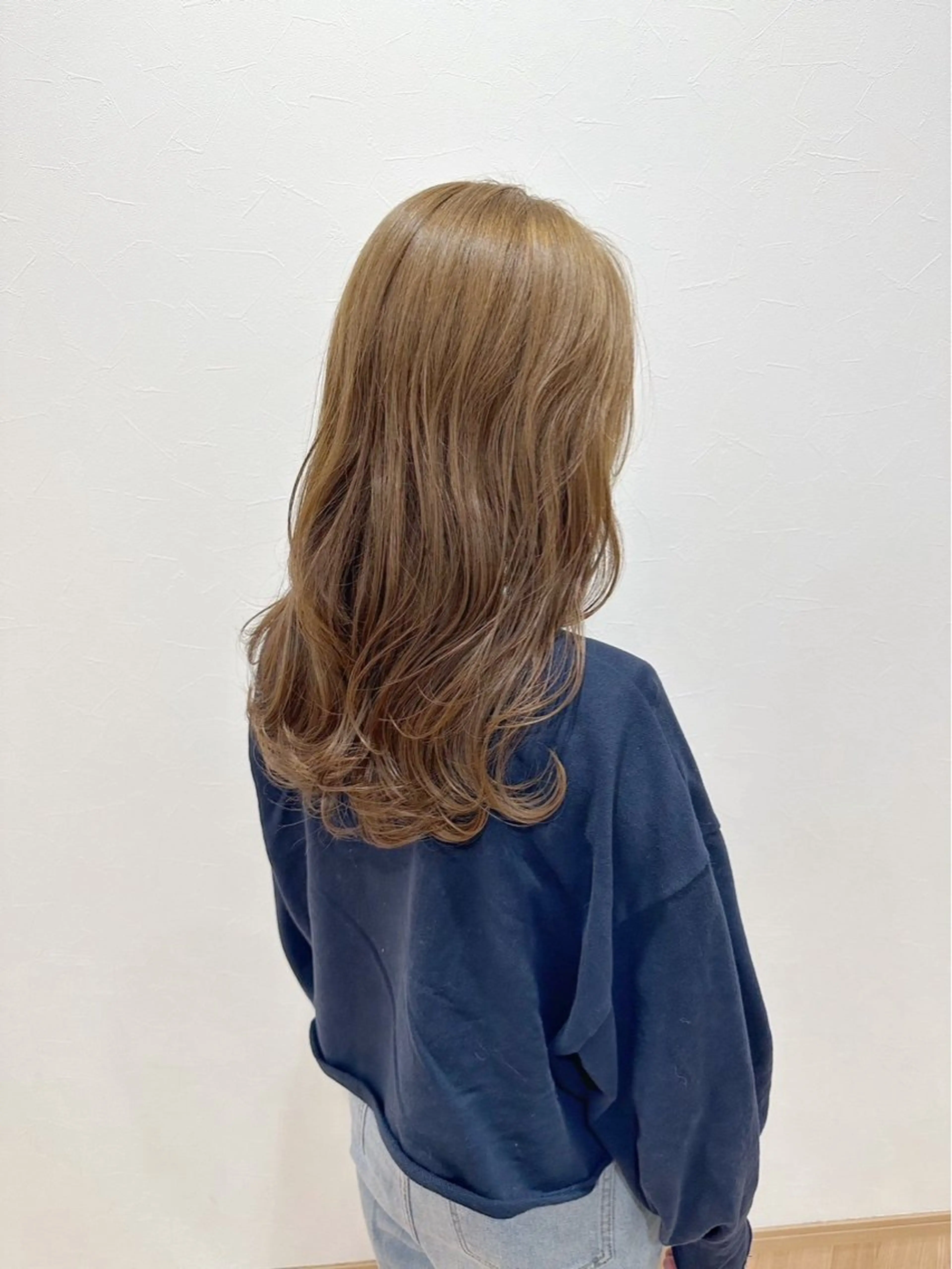 セミロング カラー 高橋 優実のヘアスタイル