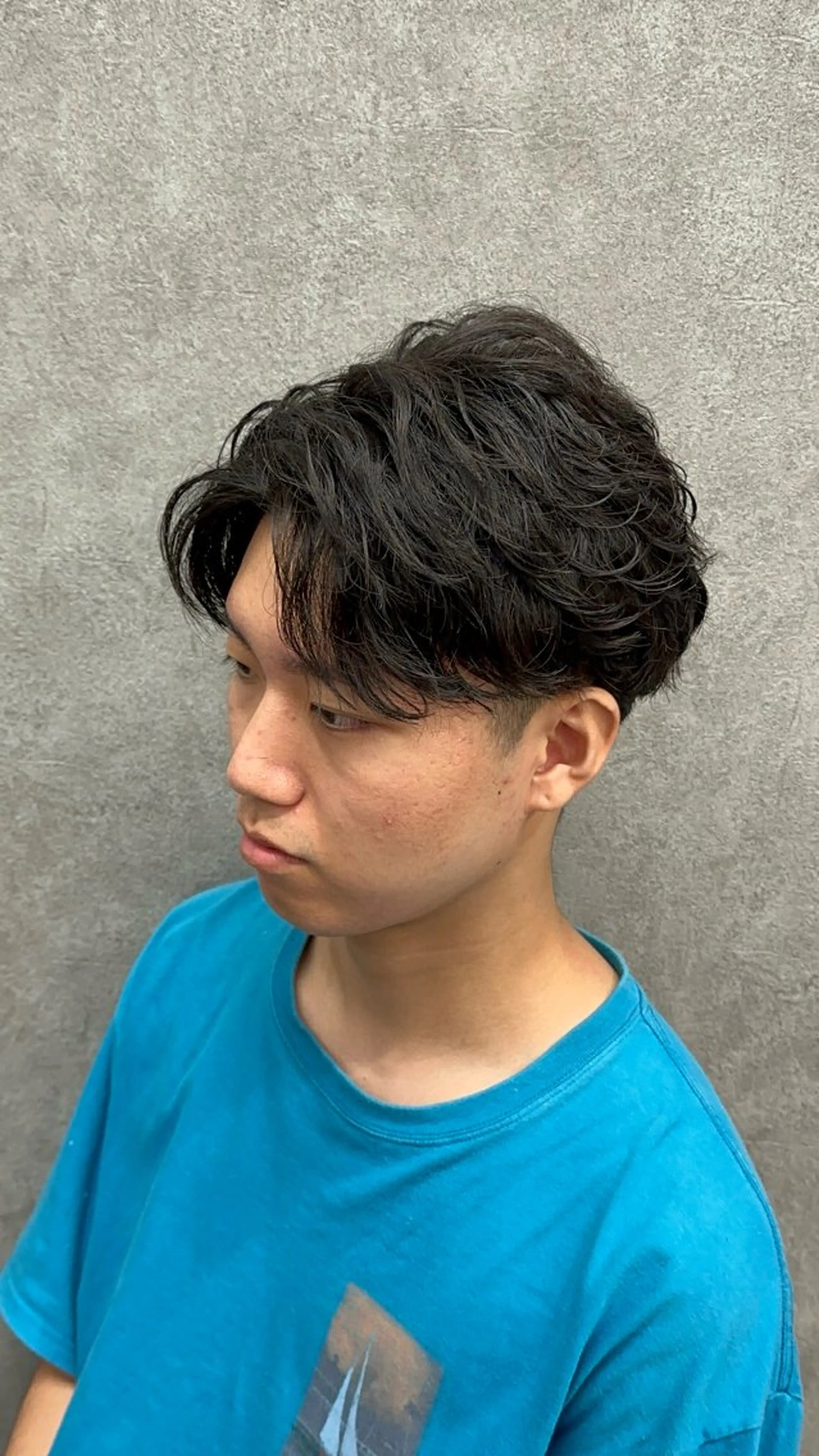 カラー パーマ メンズ フェザーパーマ メンズパーマ カット パーマ STANCE MEN'S公式のヘアスタイル