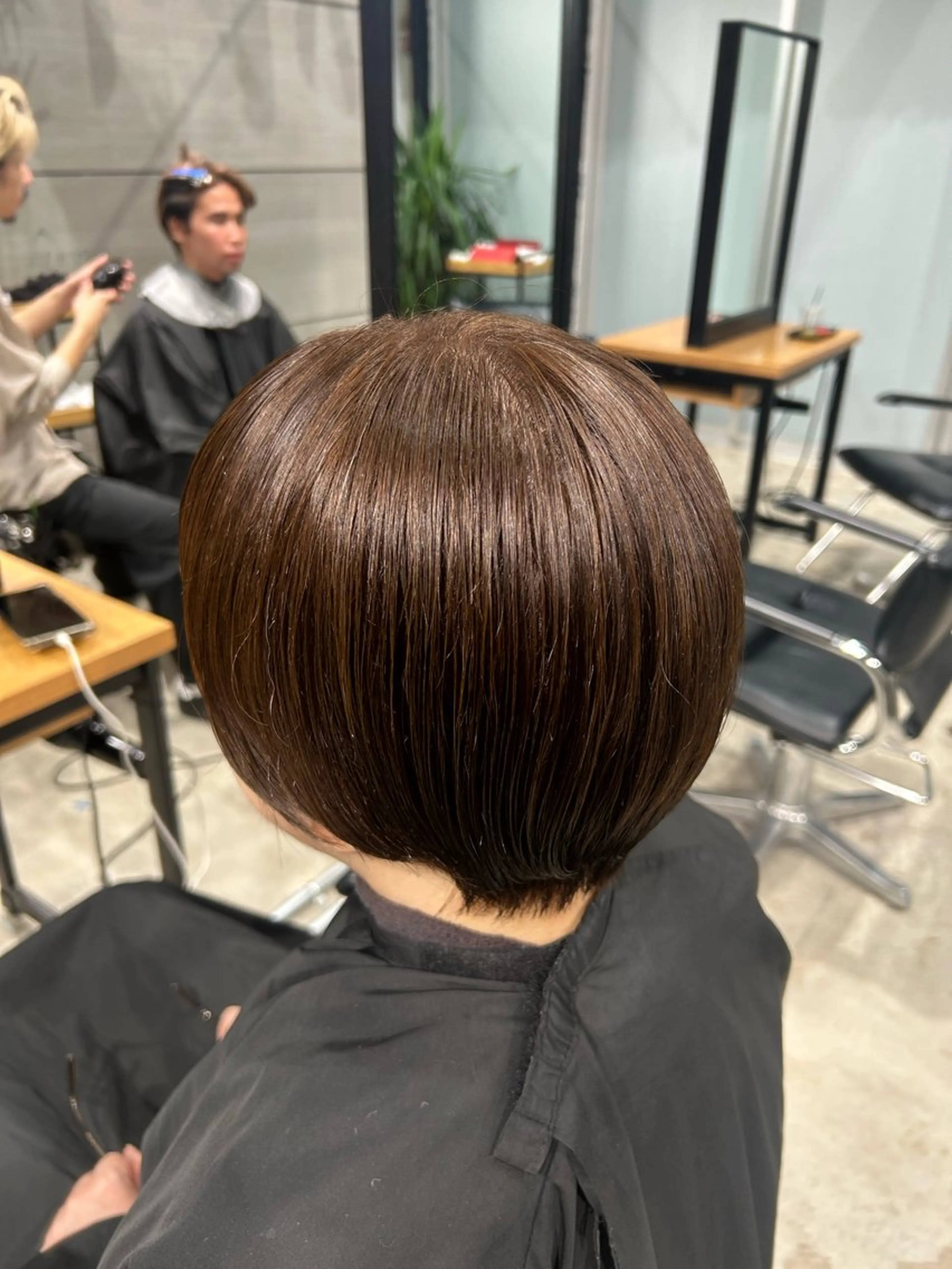 ショート カラー ブリーチ ブリーチなしカラー 髪質改善 韓国風ヘア ショートヘア ナチュラルカラー リタッチ　あんりのヘアスタイル