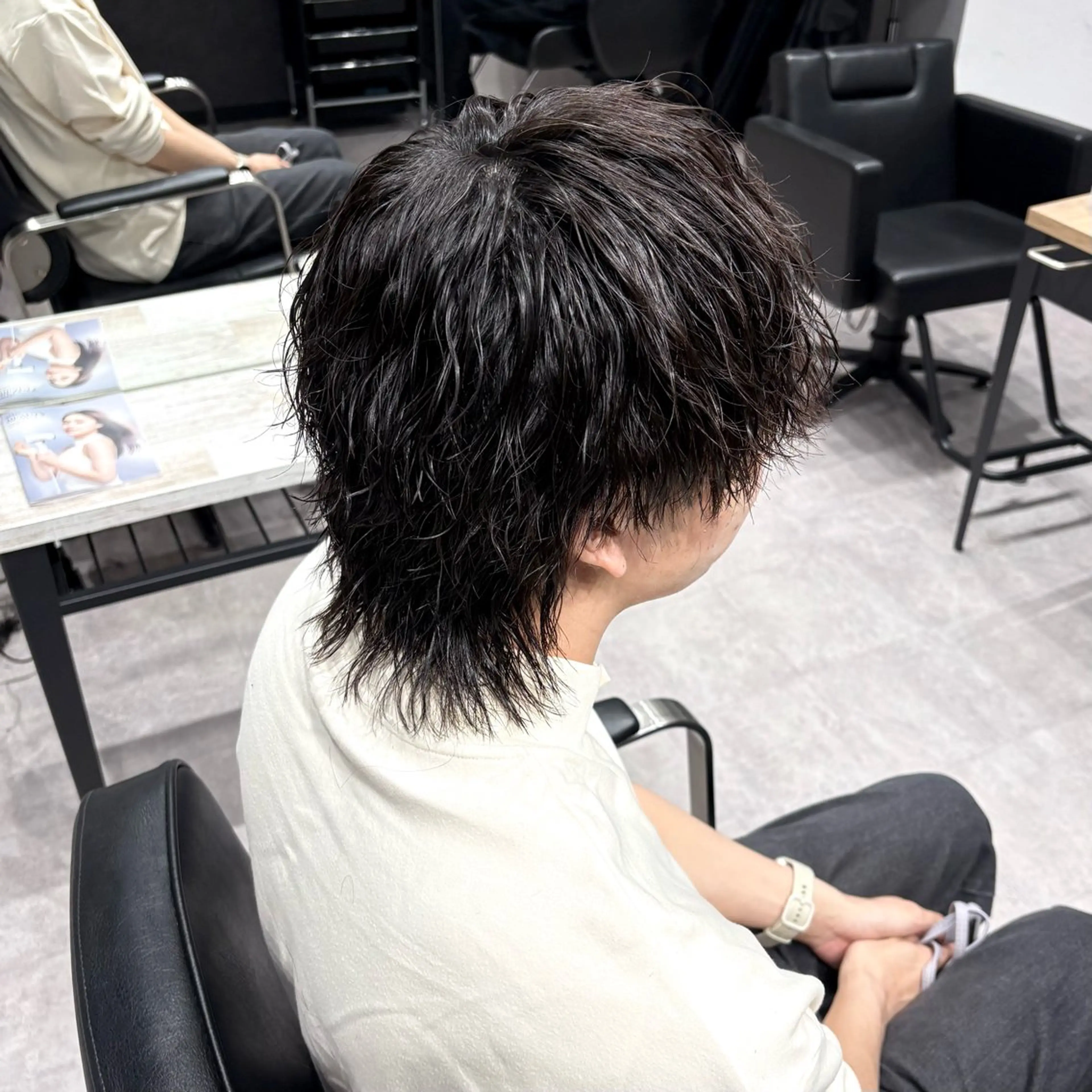 ミディアム パーマ メンズ ミディアムパーマ メンズパーマ ツイストスパイラルパーマ メンズウルフカット ウルフカット カット パーマ 浜松/メンズサロン/ Yuna🐈‍⬛🫧のヘアスタイル