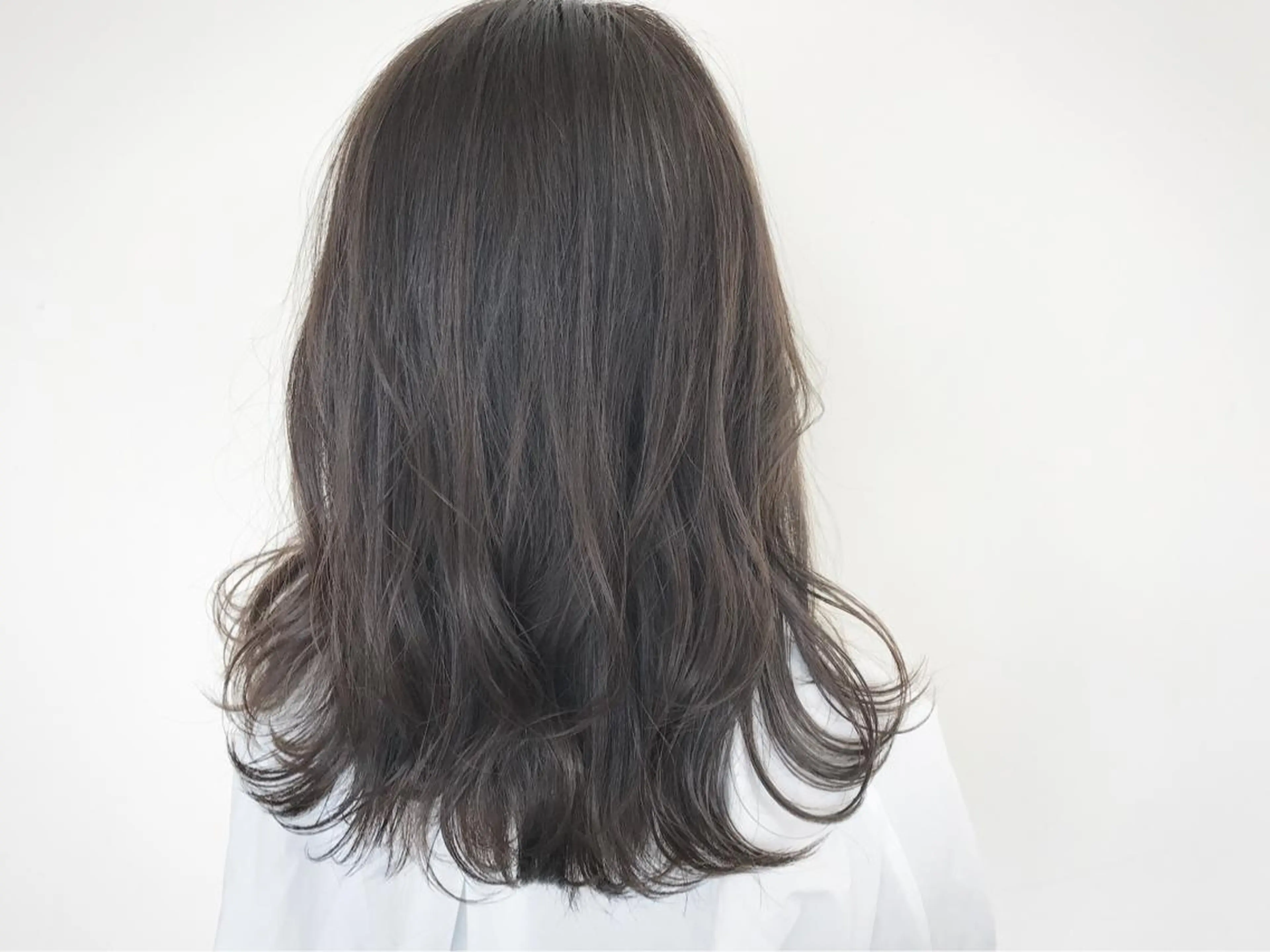 ミディアム カラー 外国人風カラー 髪質改善サロン 心斎橋ARCHEのヘアスタイル