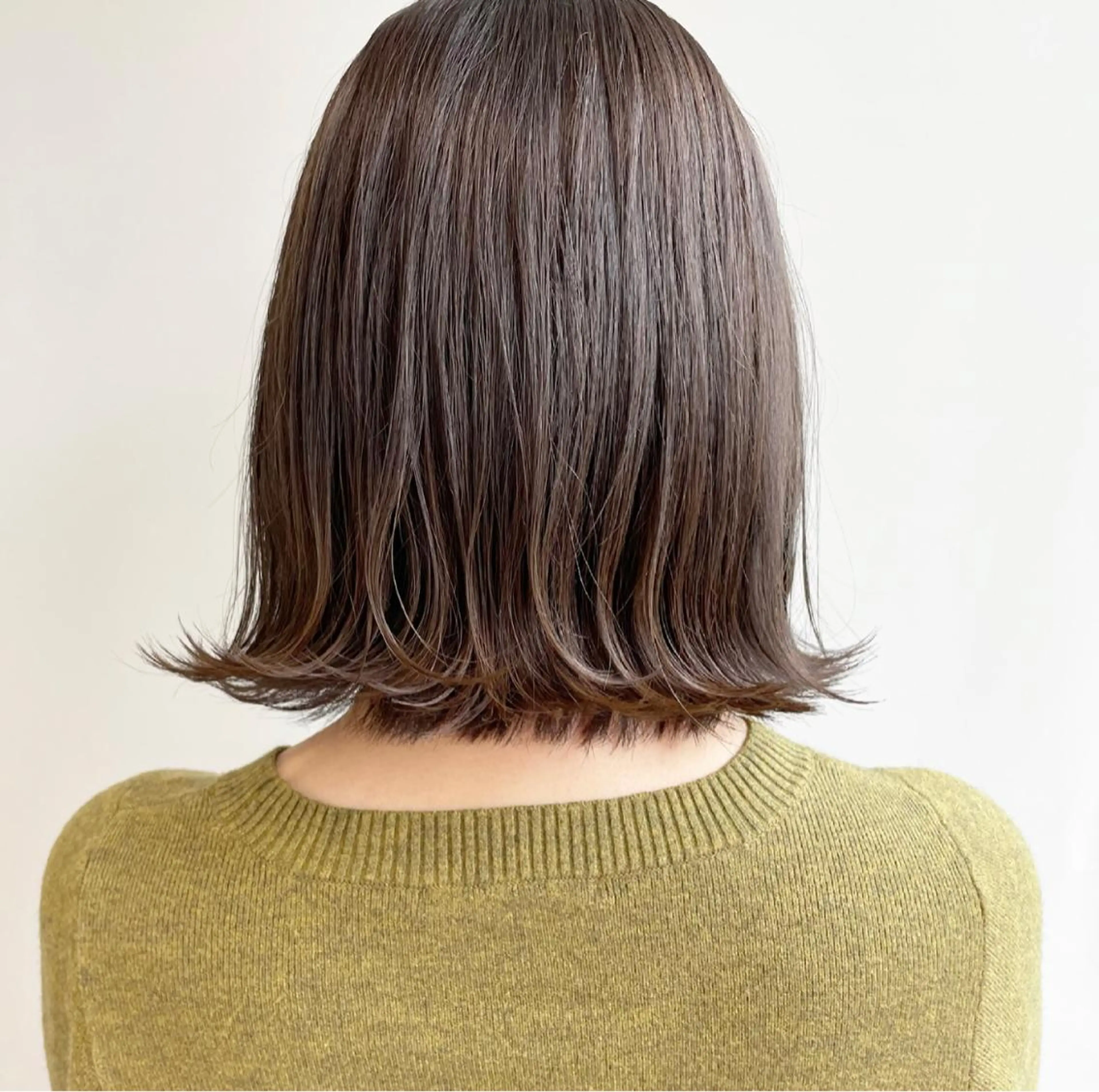 ショート カラー カット ヘアカラー トリートメント 山口 莉奈のヘアスタイル