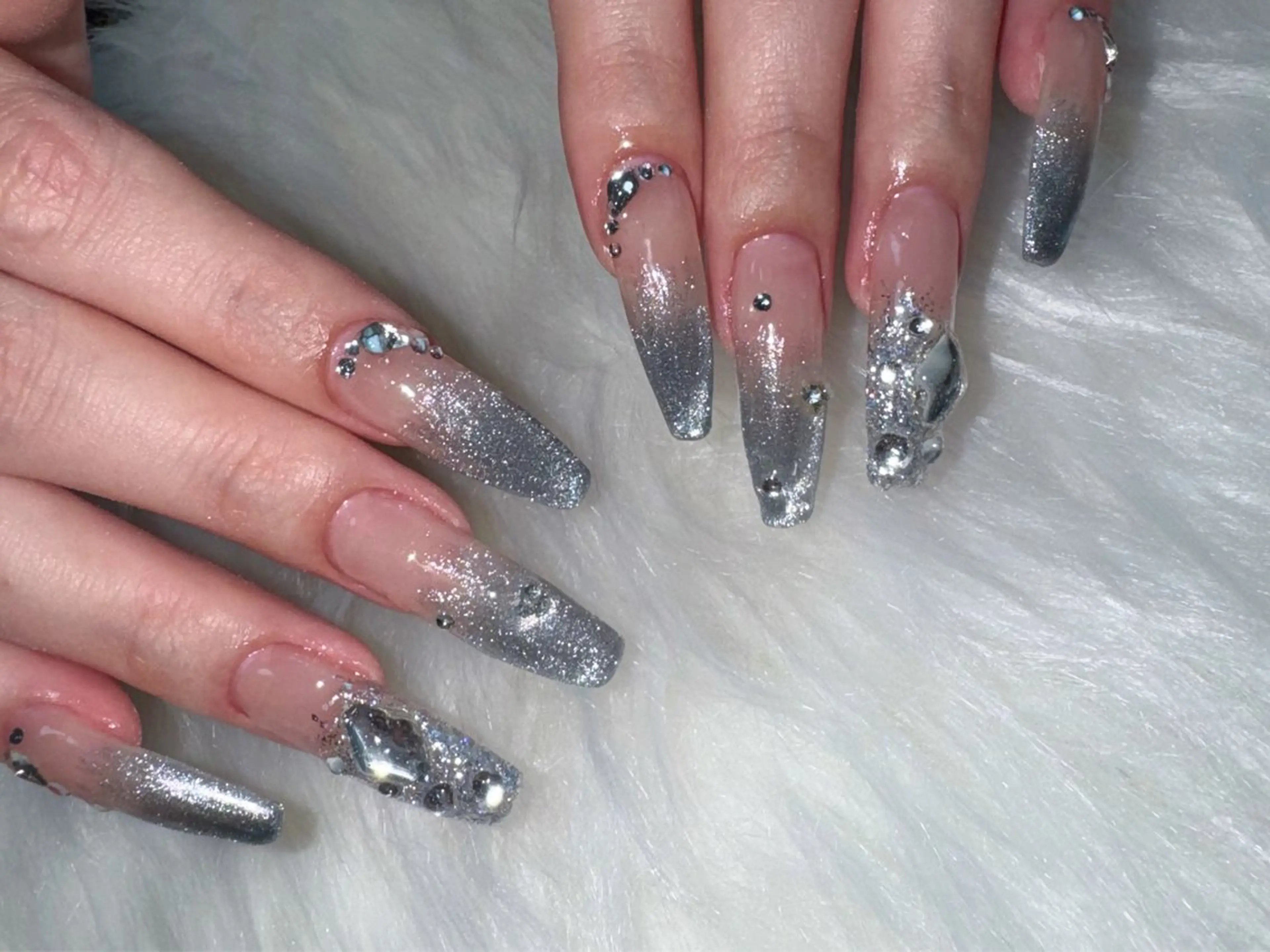 ネイル マグネットネイル ハンドネイル INITY  ︎︎＿のネイルデザイン