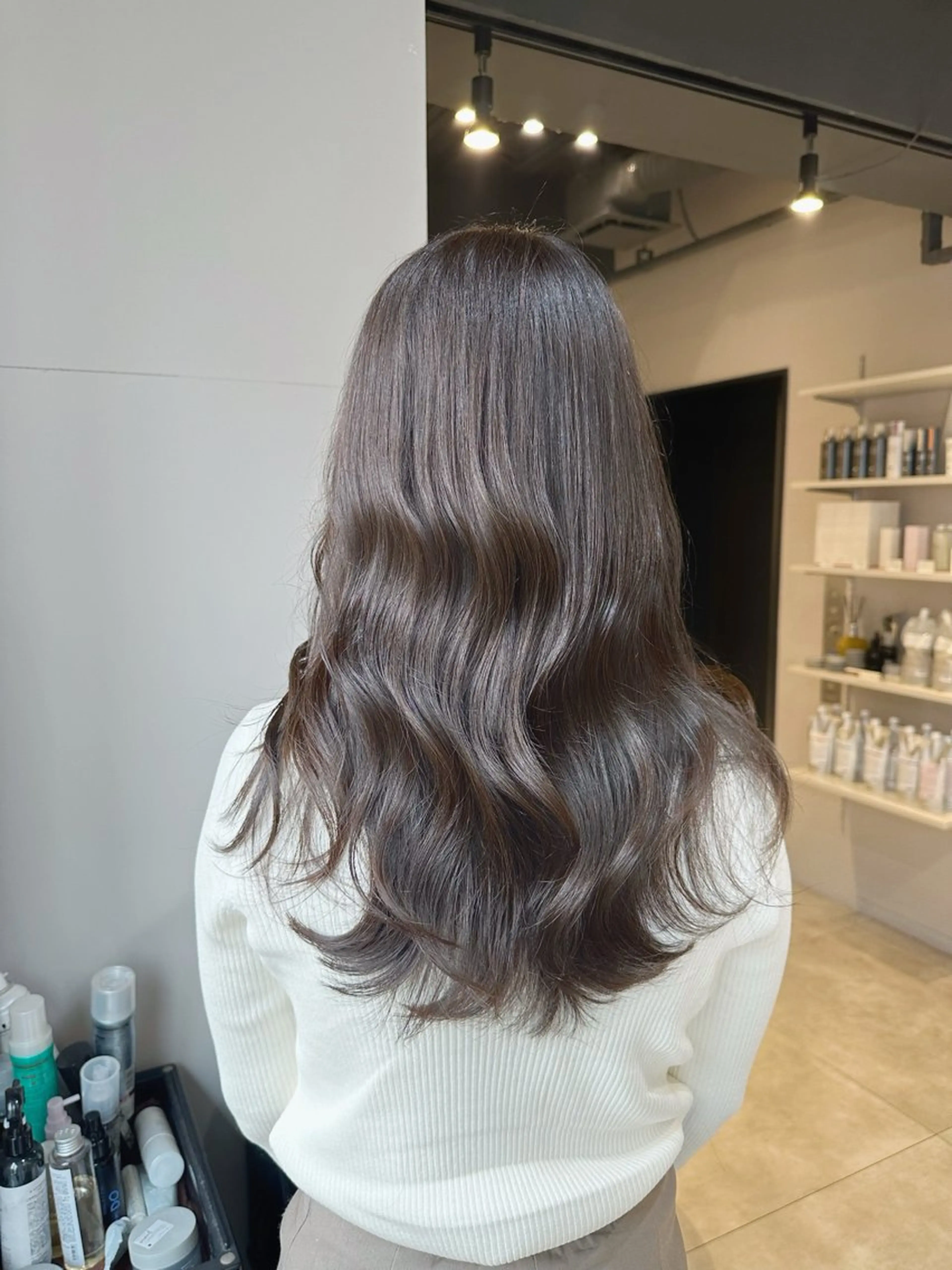 セミロング カラー グレージュ 髪質改善 トリートメント KURO/韓国ヘア /レイヤーカットのヘアスタイル