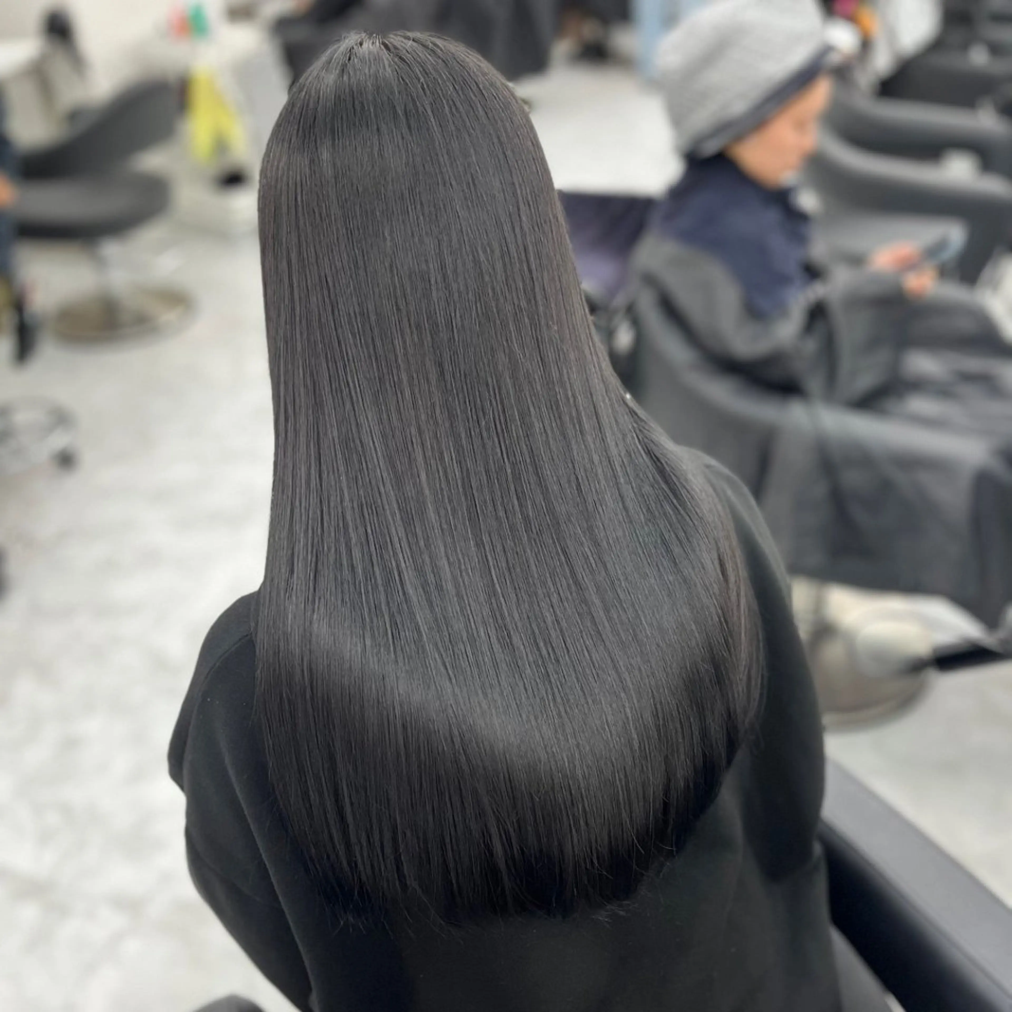 セミロング MOE 福岡韓国ヘア✧︎のヘアスタイル