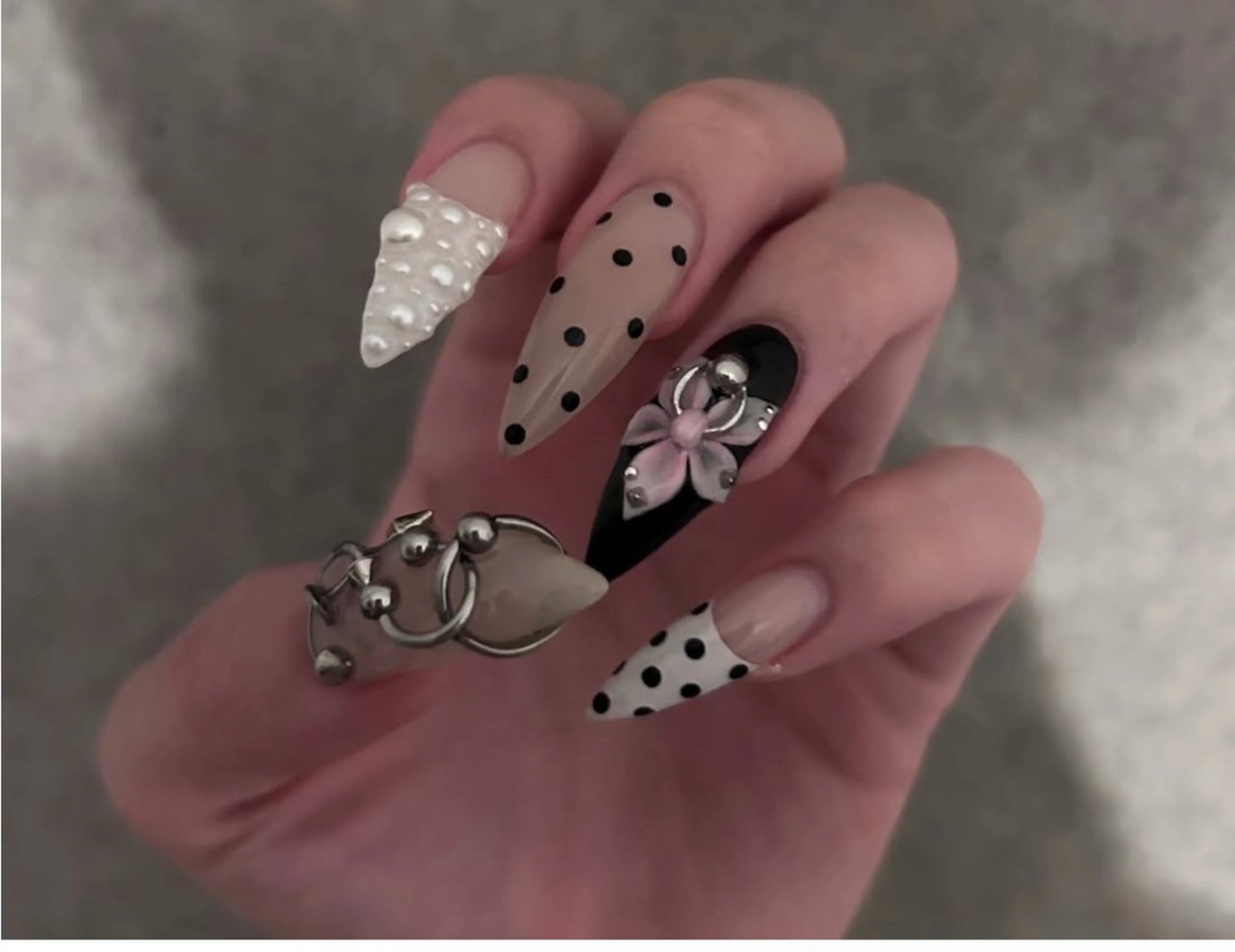 ネイル フレンチネイル グラデーション 韓国ネイル マグネットネイル シンプルネイル ハンドネイル CoMo Nailのネイルデザイン