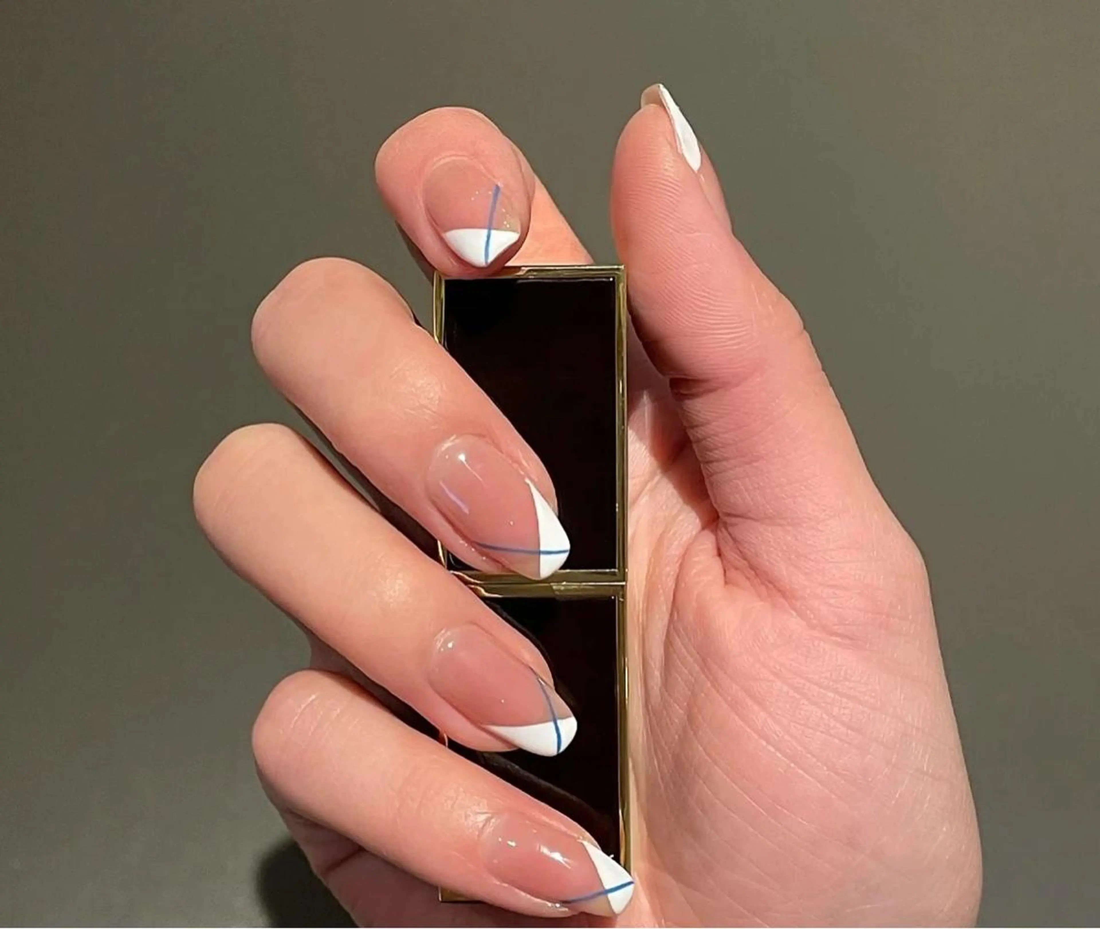 ネイル 💅E•U•B NAIL🌹所属・横浜市中区曙町 ネイルE·U·Bのネイルデザイン