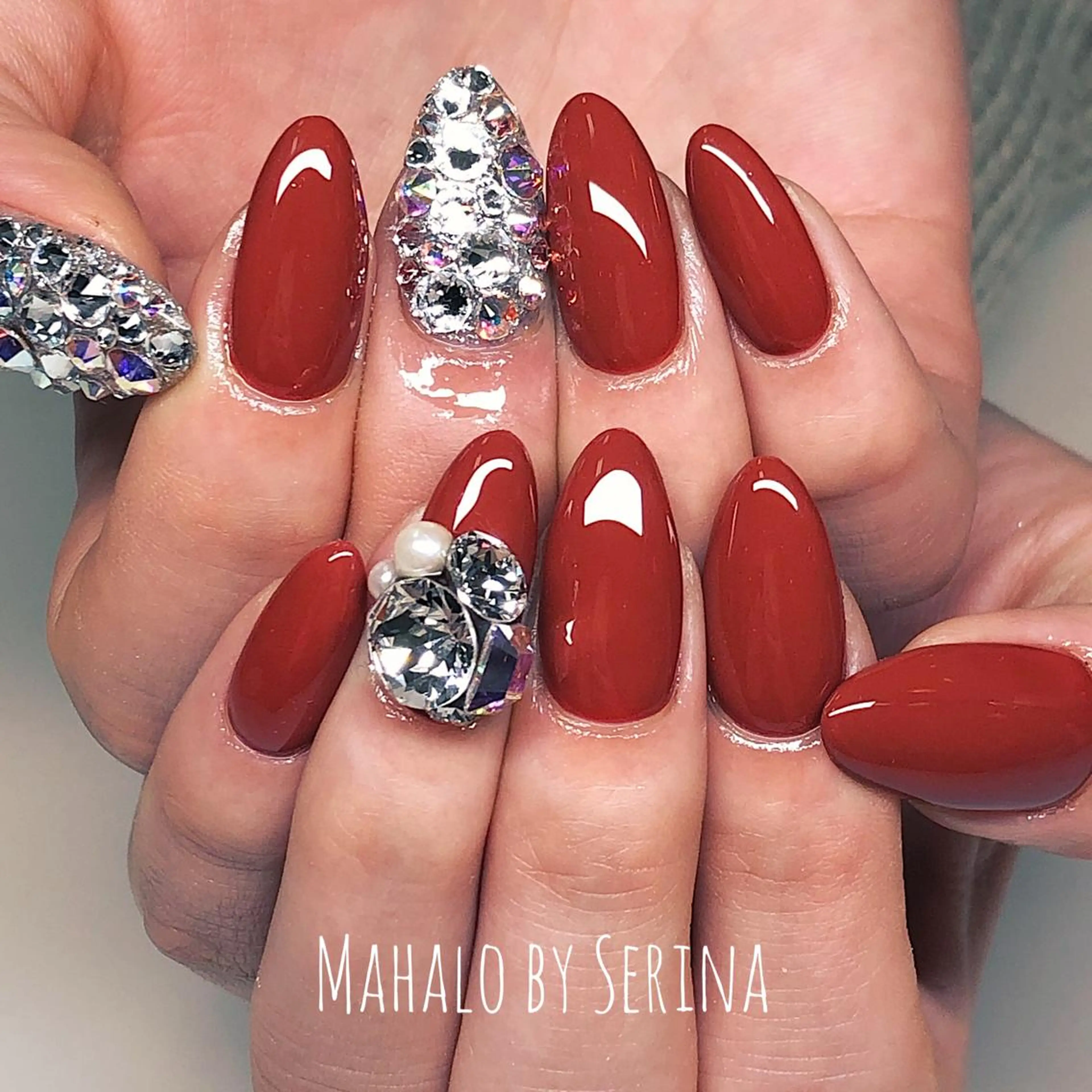 ミディアム カラー ネイル SUNNY BAE. SERINAのネイルデザイン