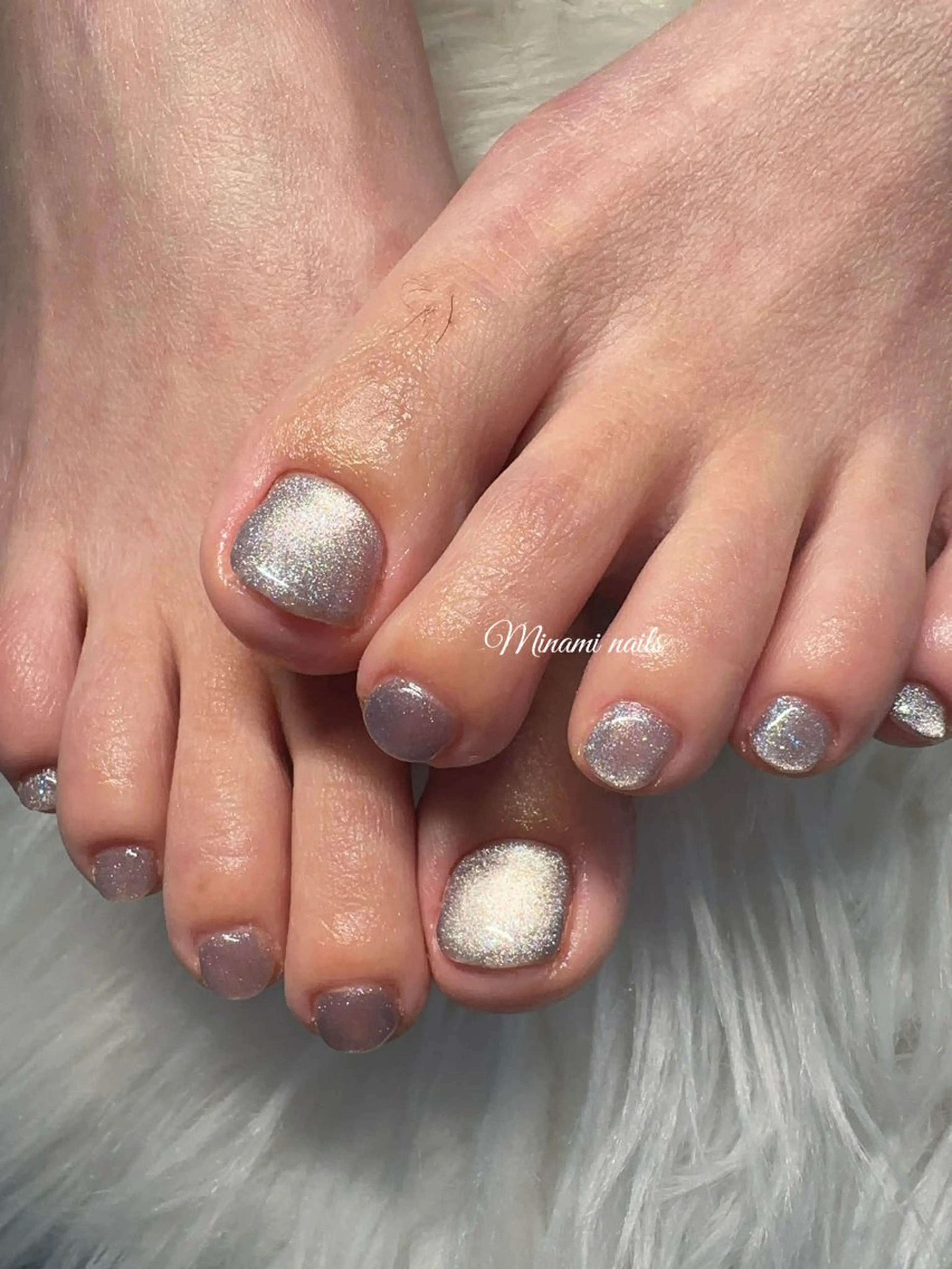 ネイル アートネイル オーロラネイル ガーリー キラキラネイル 韓国ネイル フットネイル Minami Nailsのネイルデザイン