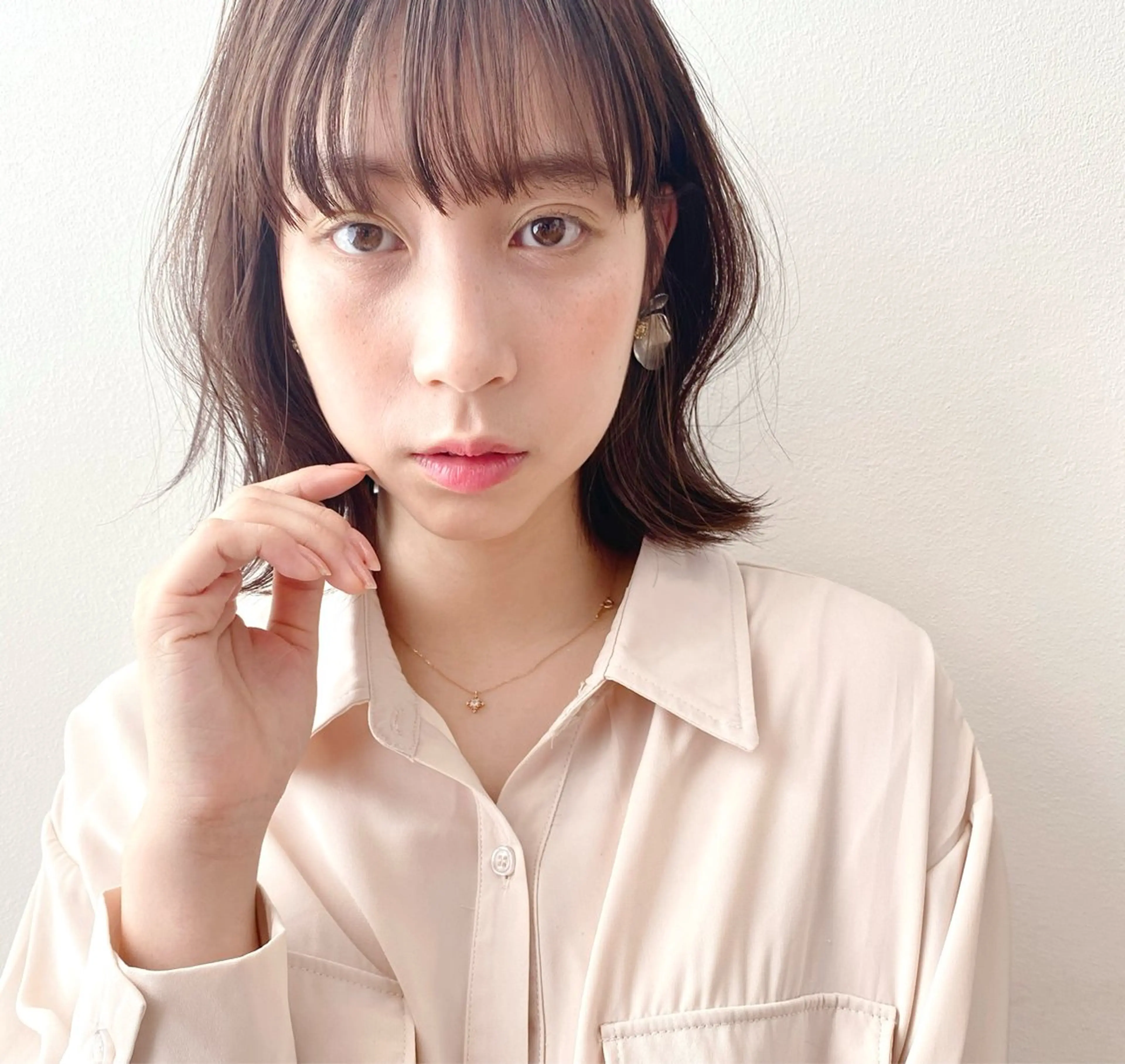 ミディアム カラー ベージュカラー ブラウンカラー ブラウンベージュ ヘアカラー ナチュラル🪽透明感 艶カラー/吉塚樋口のヘアスタイル