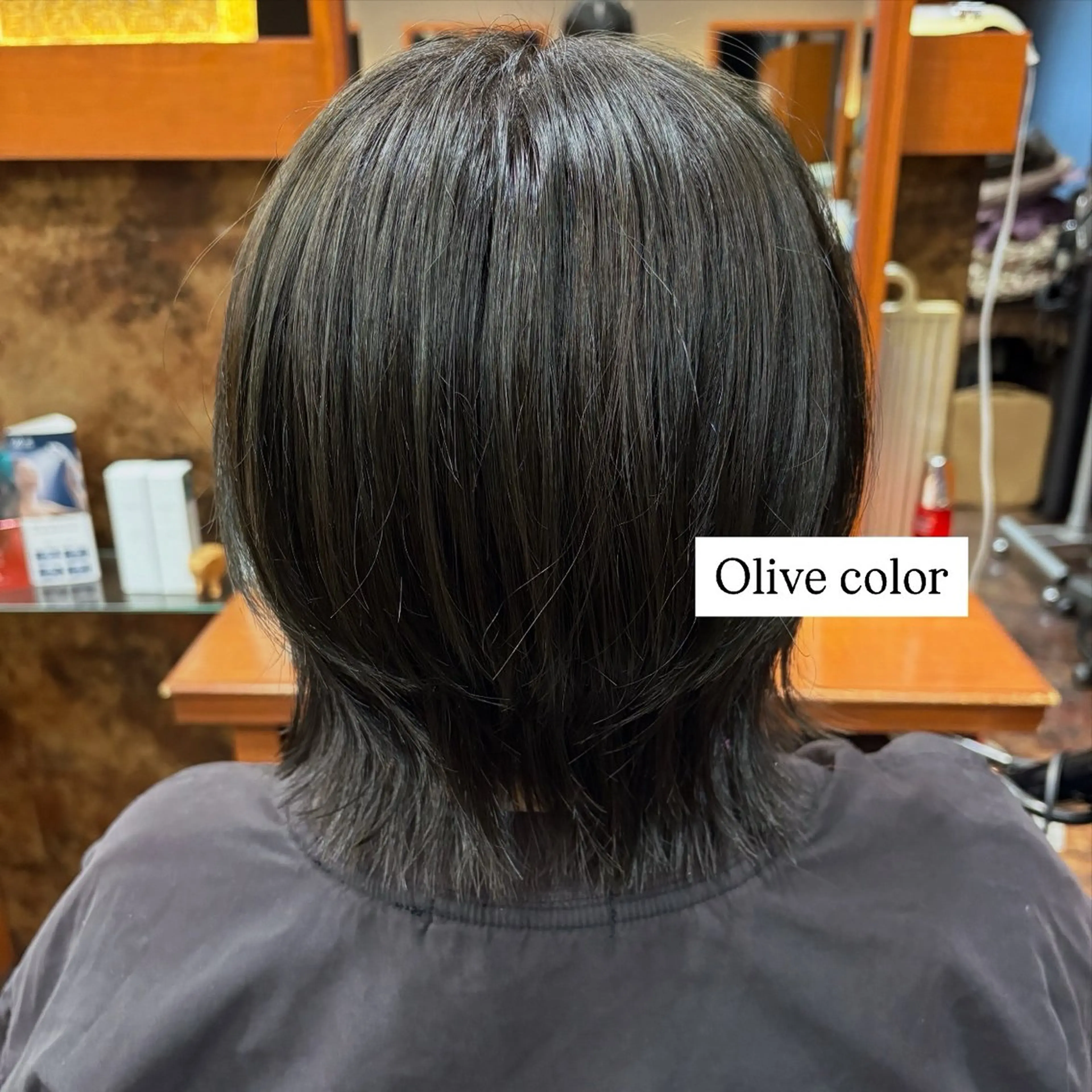 ショート カラー 落合 ちりのヘアスタイル