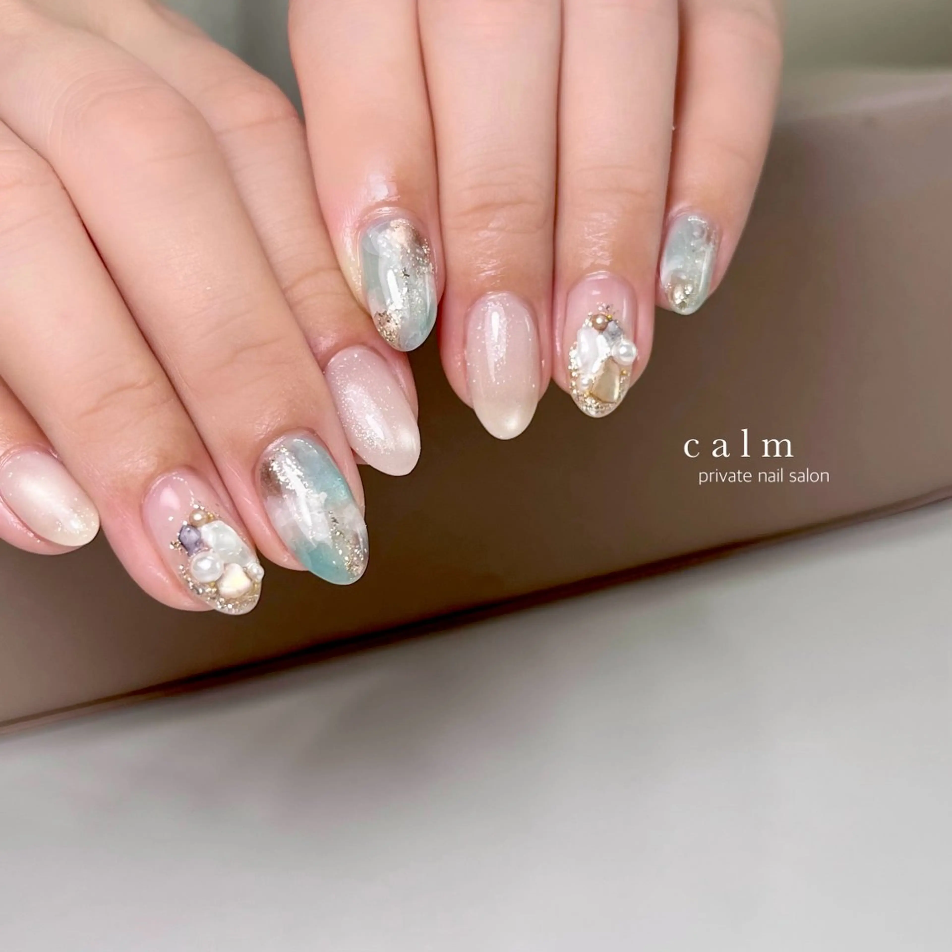 ネイル ハンドネイル calm 〔ｶｰﾑ〕のネイルデザイン
