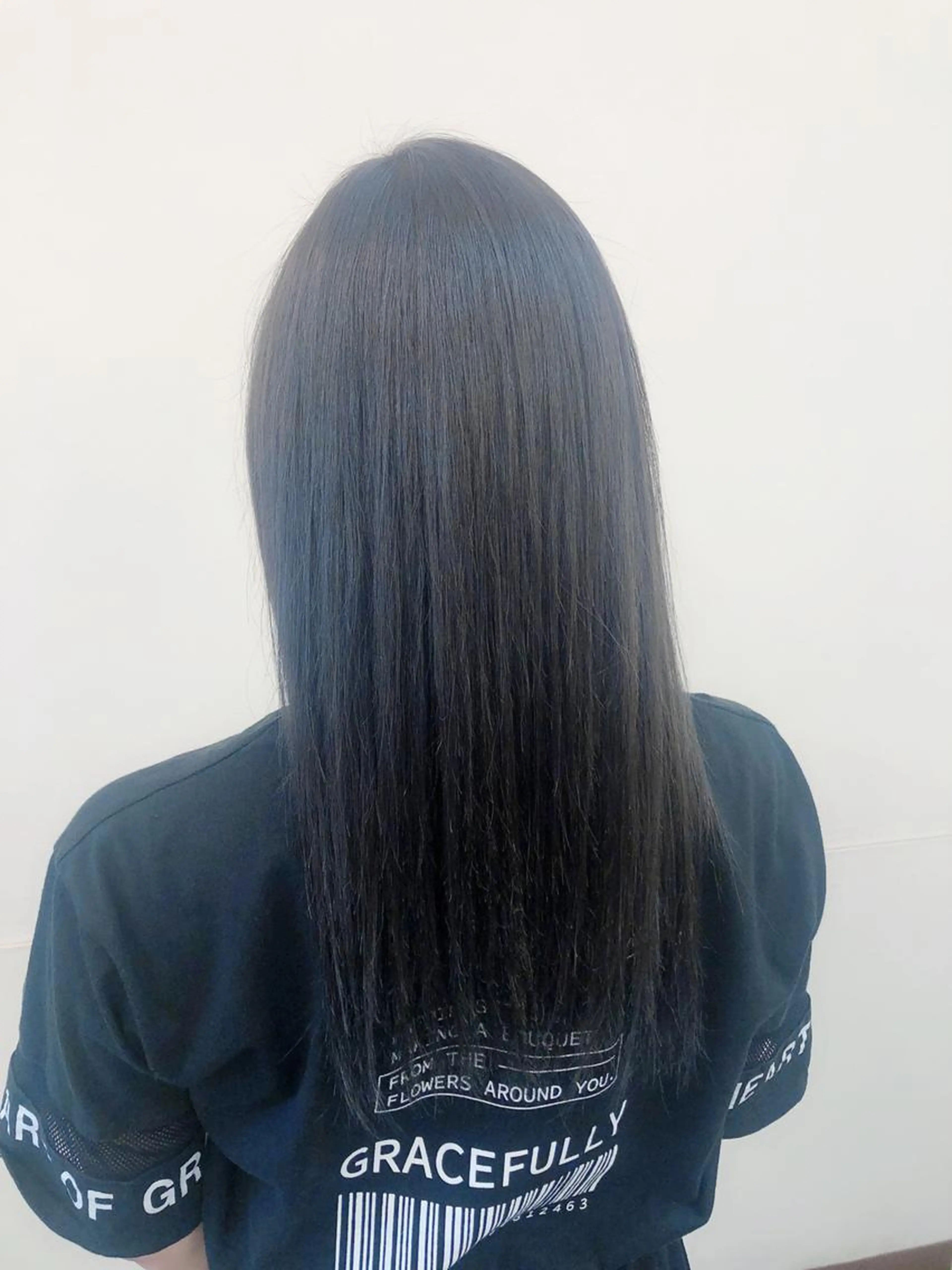 初 デザインカット+超音波トリートメント+COTA(コタ)シャンプーの写真