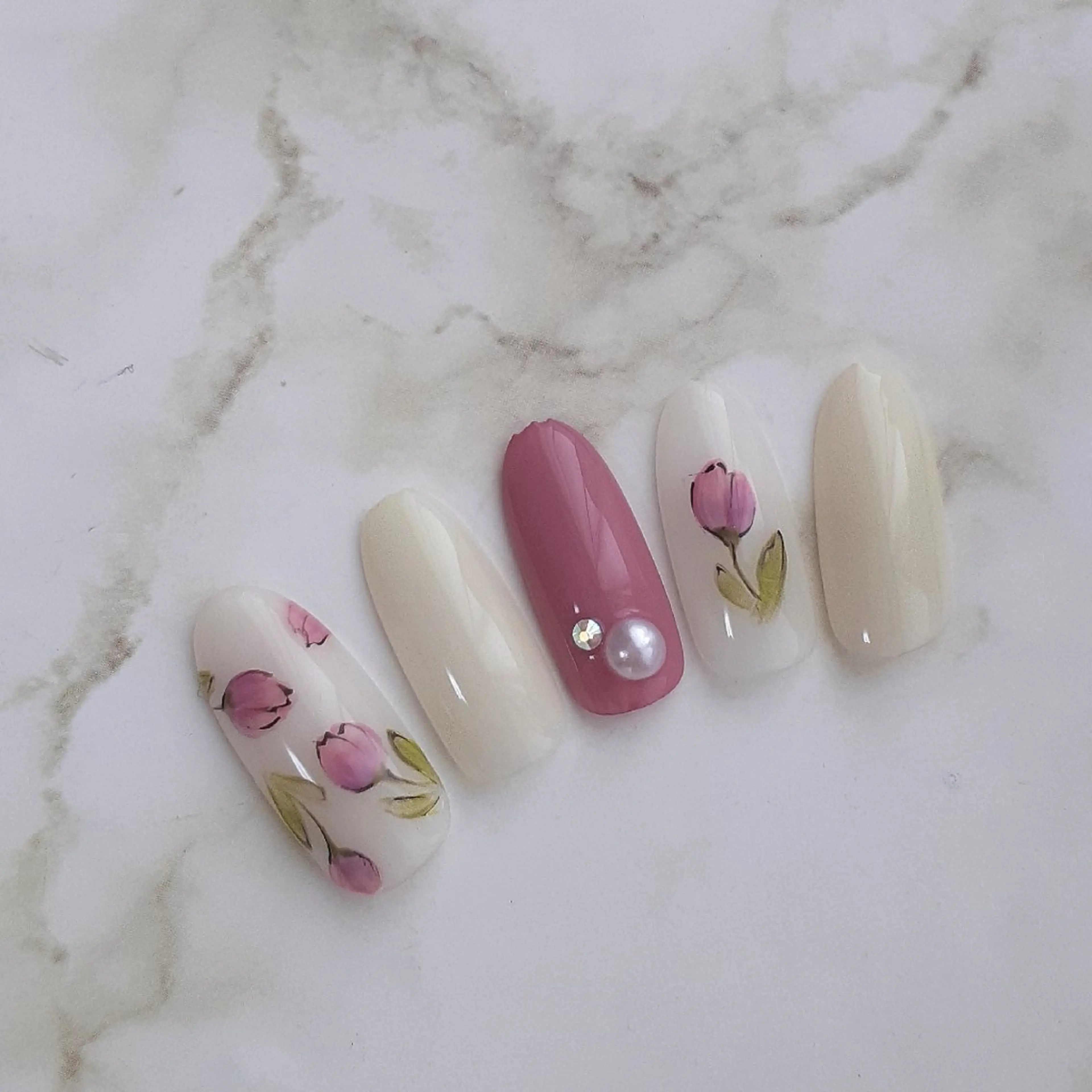 ネイル アートネイル ハンドネイル 池元 真由美のネイルデザイン