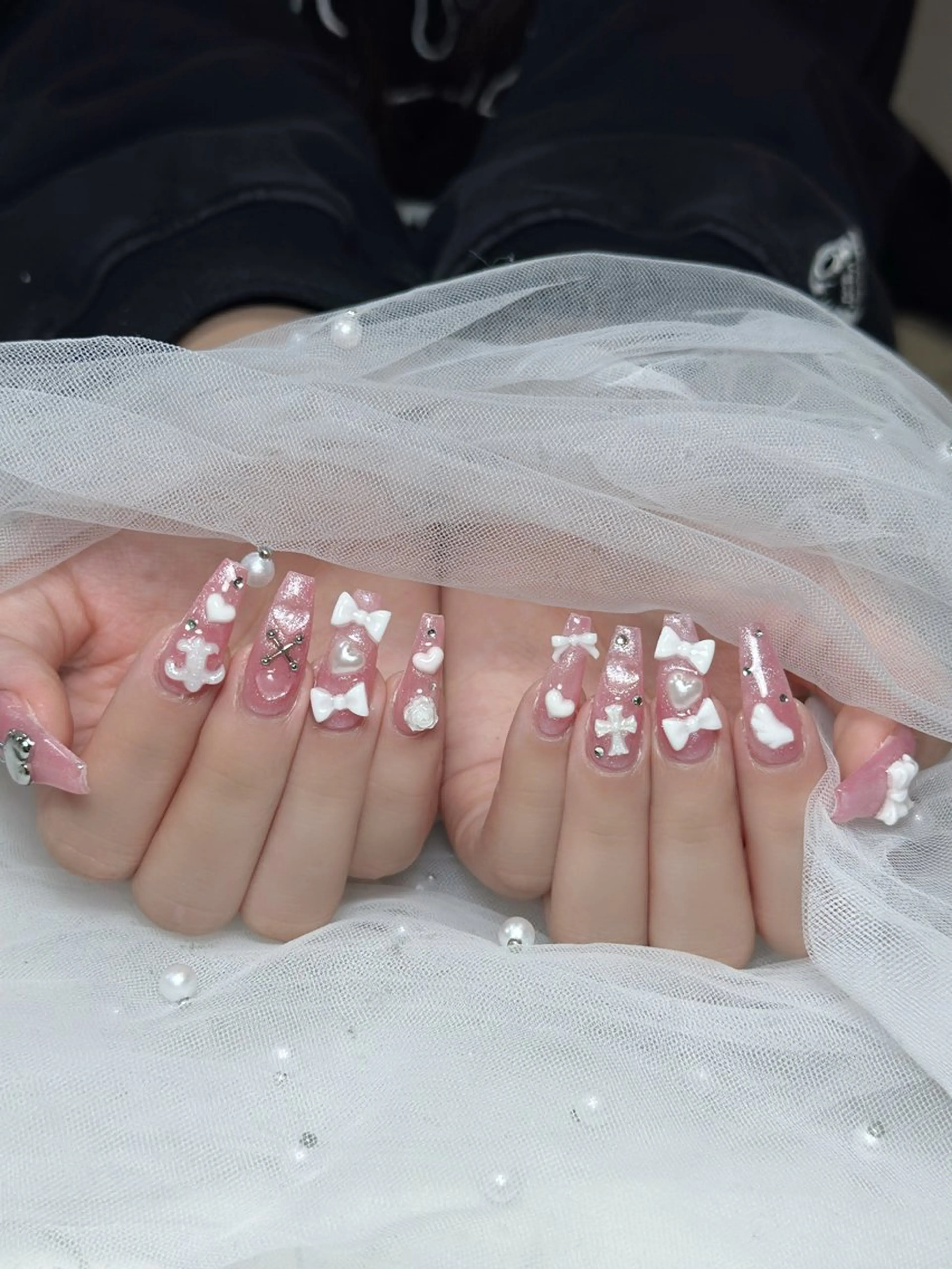 ネイル オーロラネイル ボルドー ブラウン 氷ネイル・うるうるネイル キラキラネイル ハンドネイル Julli NailStudioのネイルデザイン