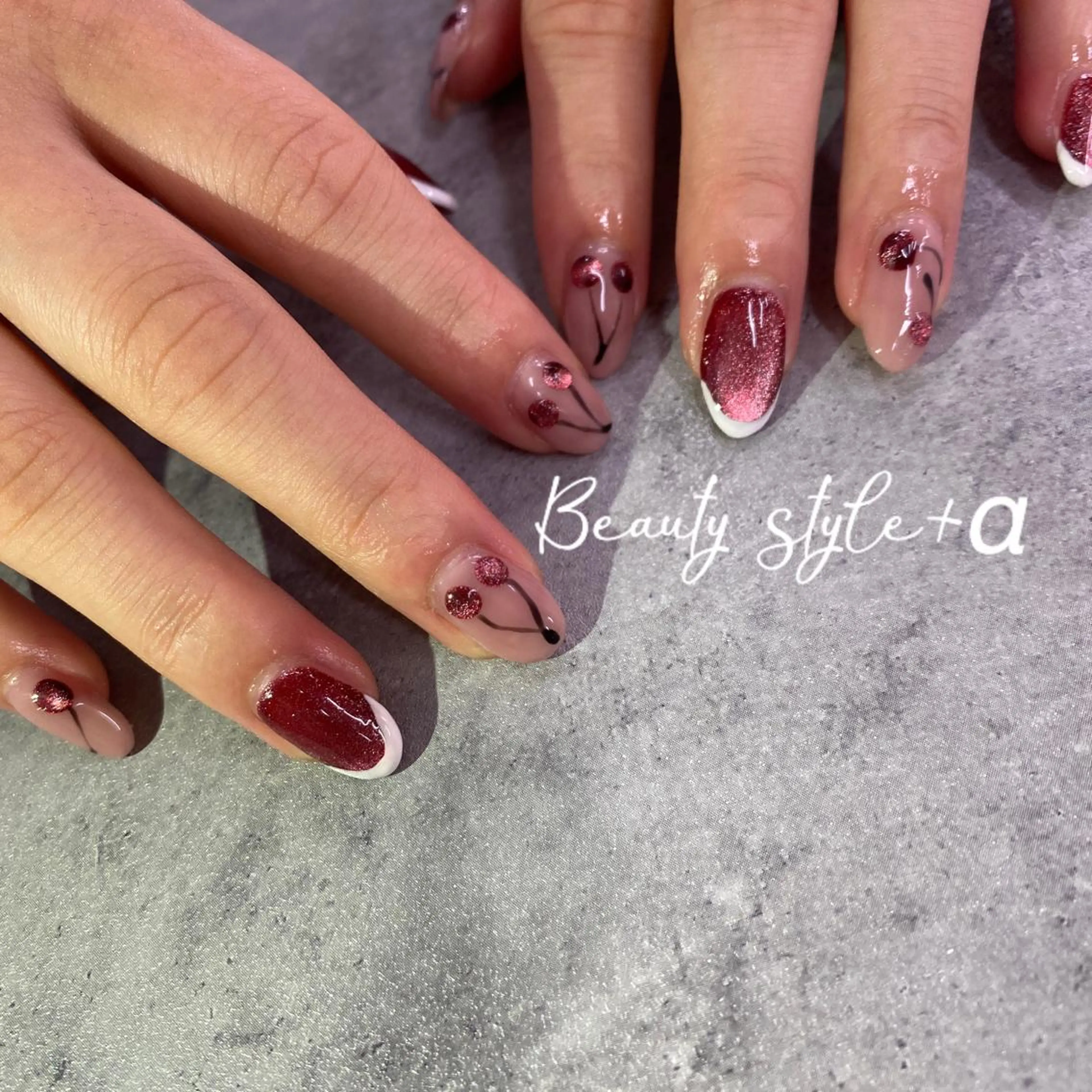 ネイル フレンチネイル マグネットネイル マグネットフレンチ ハンドネイル Beauty style +α所属・Memezawa Nanaのネイルデザイン