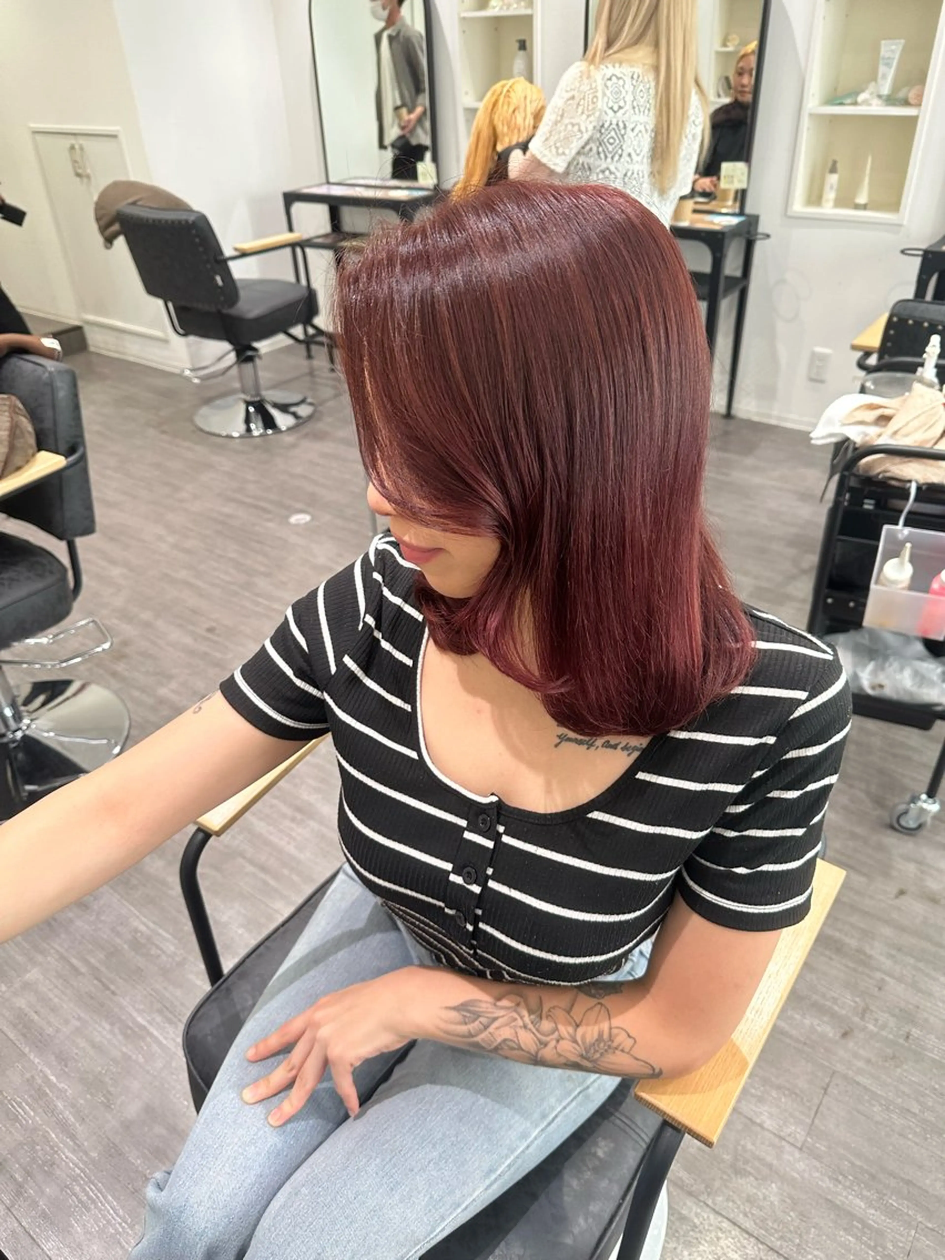 ミディアム カラー レッドカラー ローズカラー カット ヘアカラー トリートメント 艶髪レイヤー上田 紗也🇰🇷💗のヘアスタイル