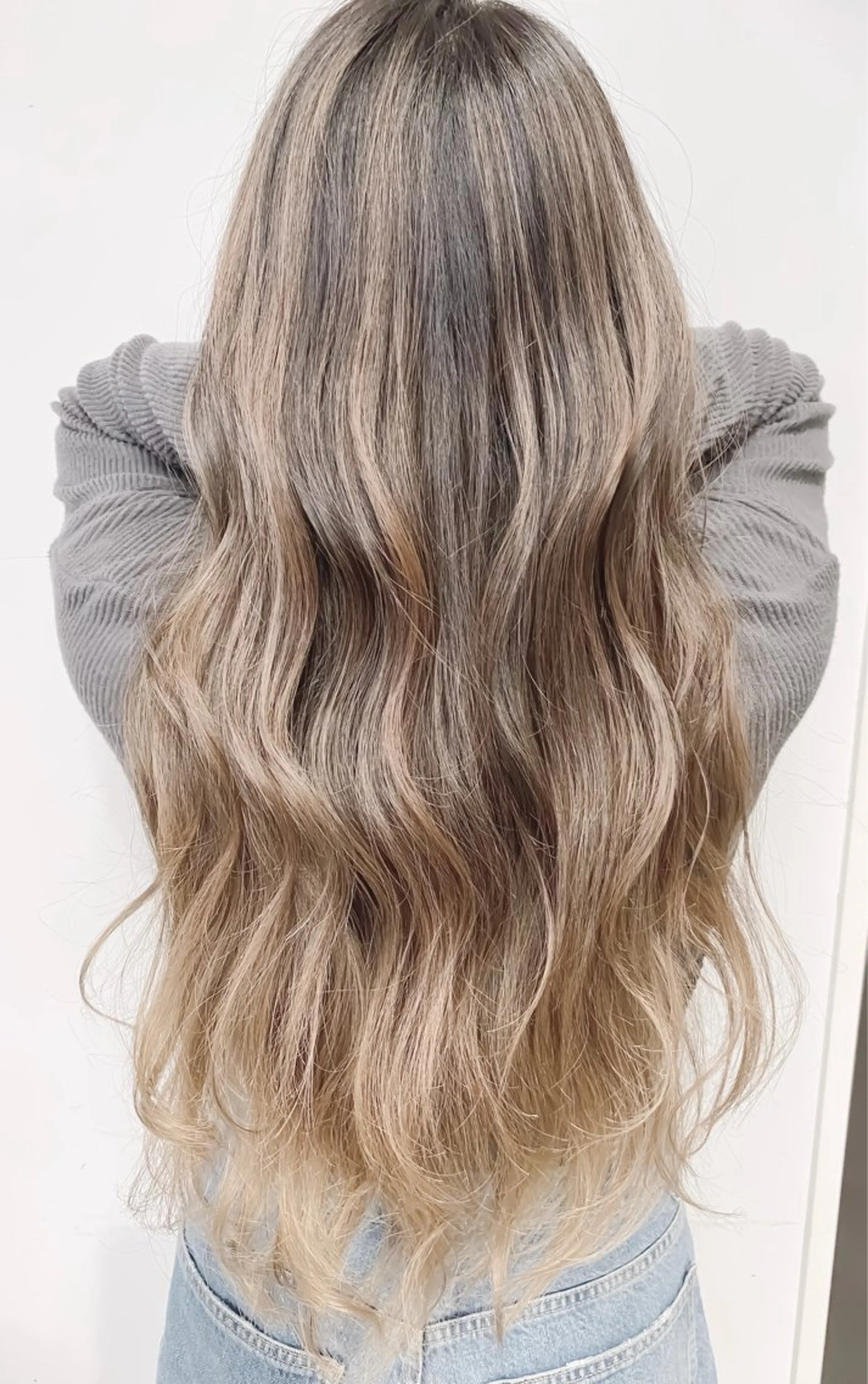 ロング カラー バレイヤージュ ブリーチ 透明感カラー ダブルカラー ハイライトカラー 竹内ケンゴ🇰🇷 EIGHT藤沢のヘアスタイル