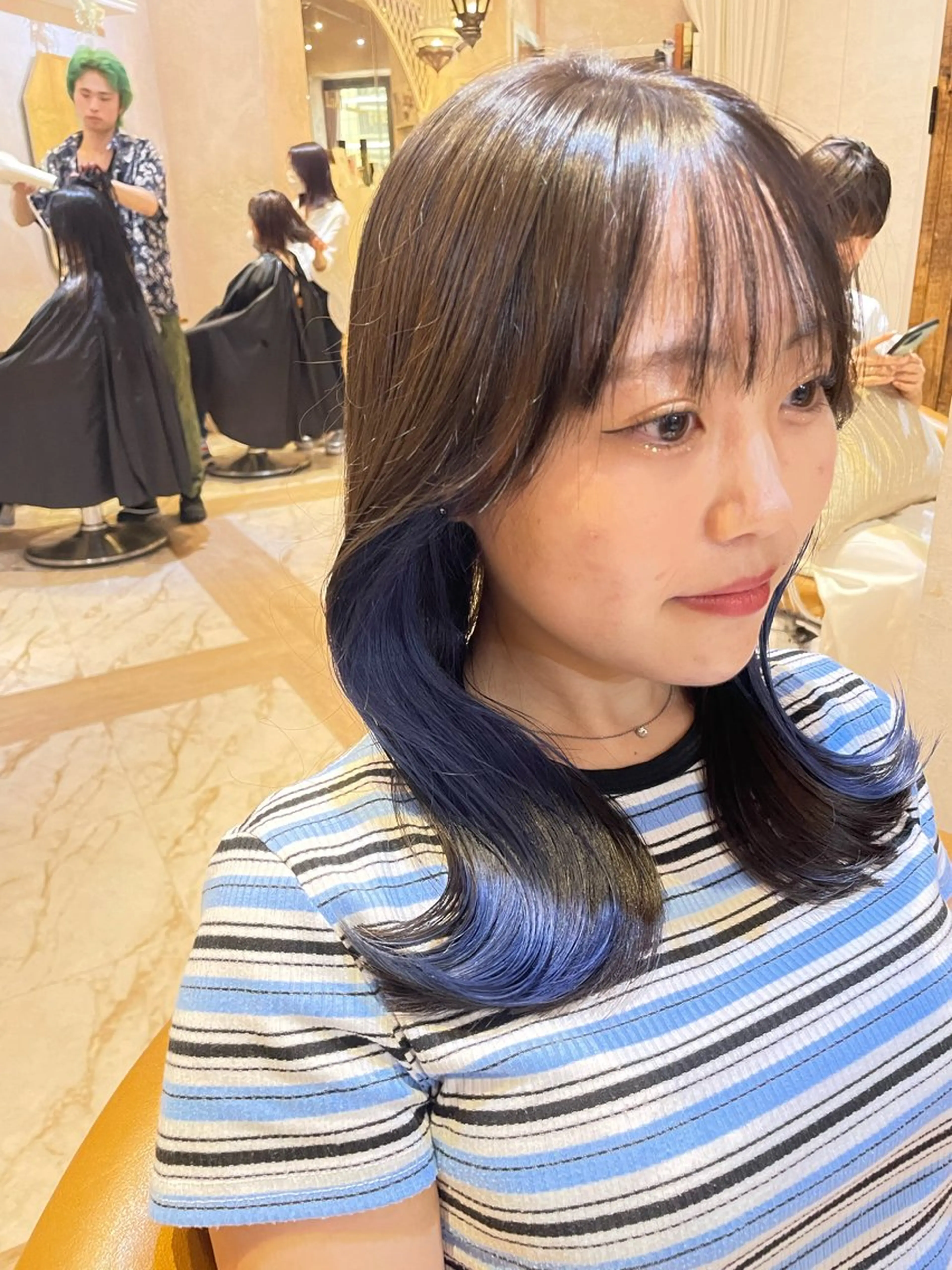 ミディアム ブリーチなし 透明感カラー/艶髪のヘアスタイル