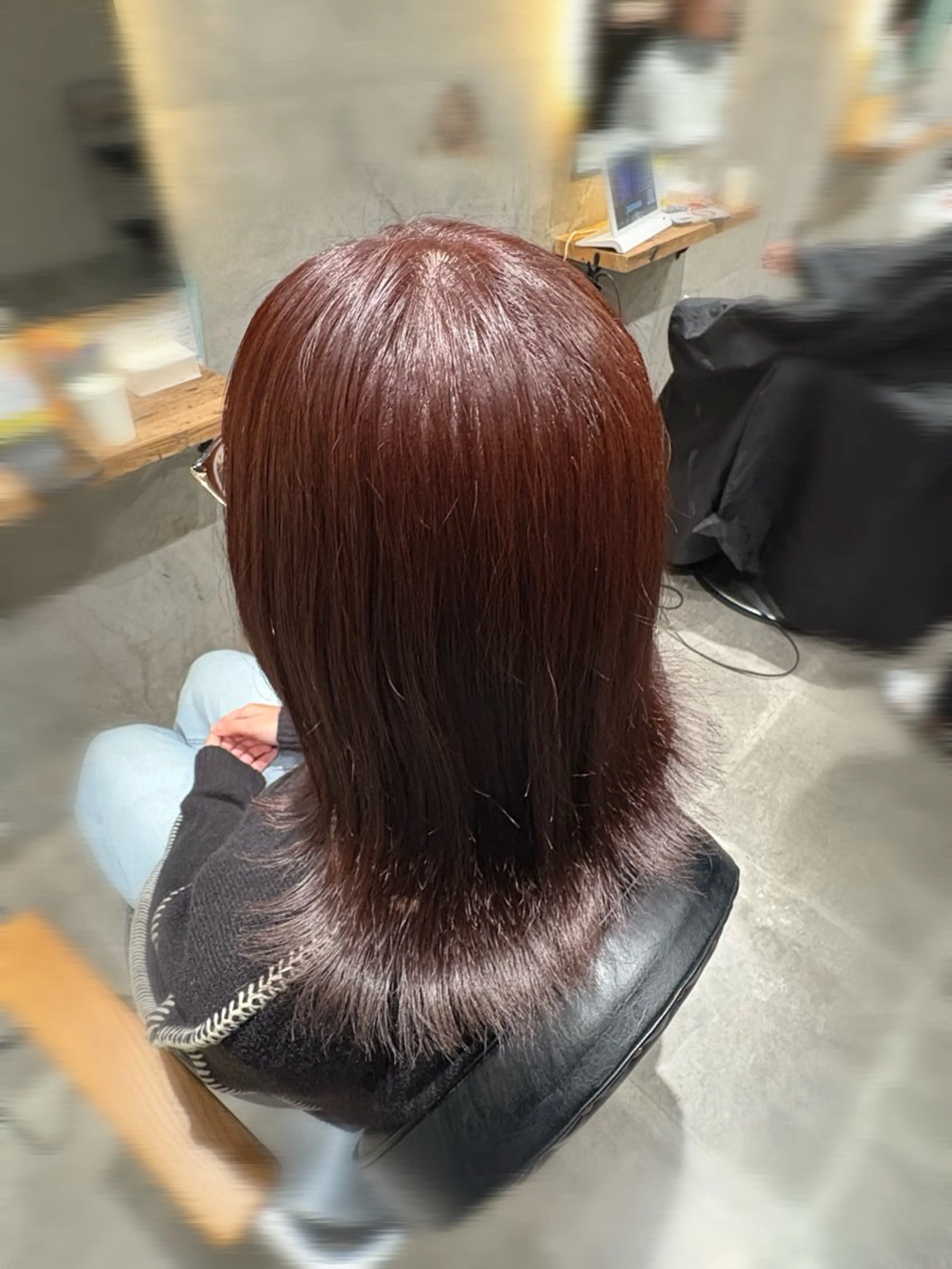 ミディアム カラー Lafith ミネオアリサのヘアスタイル