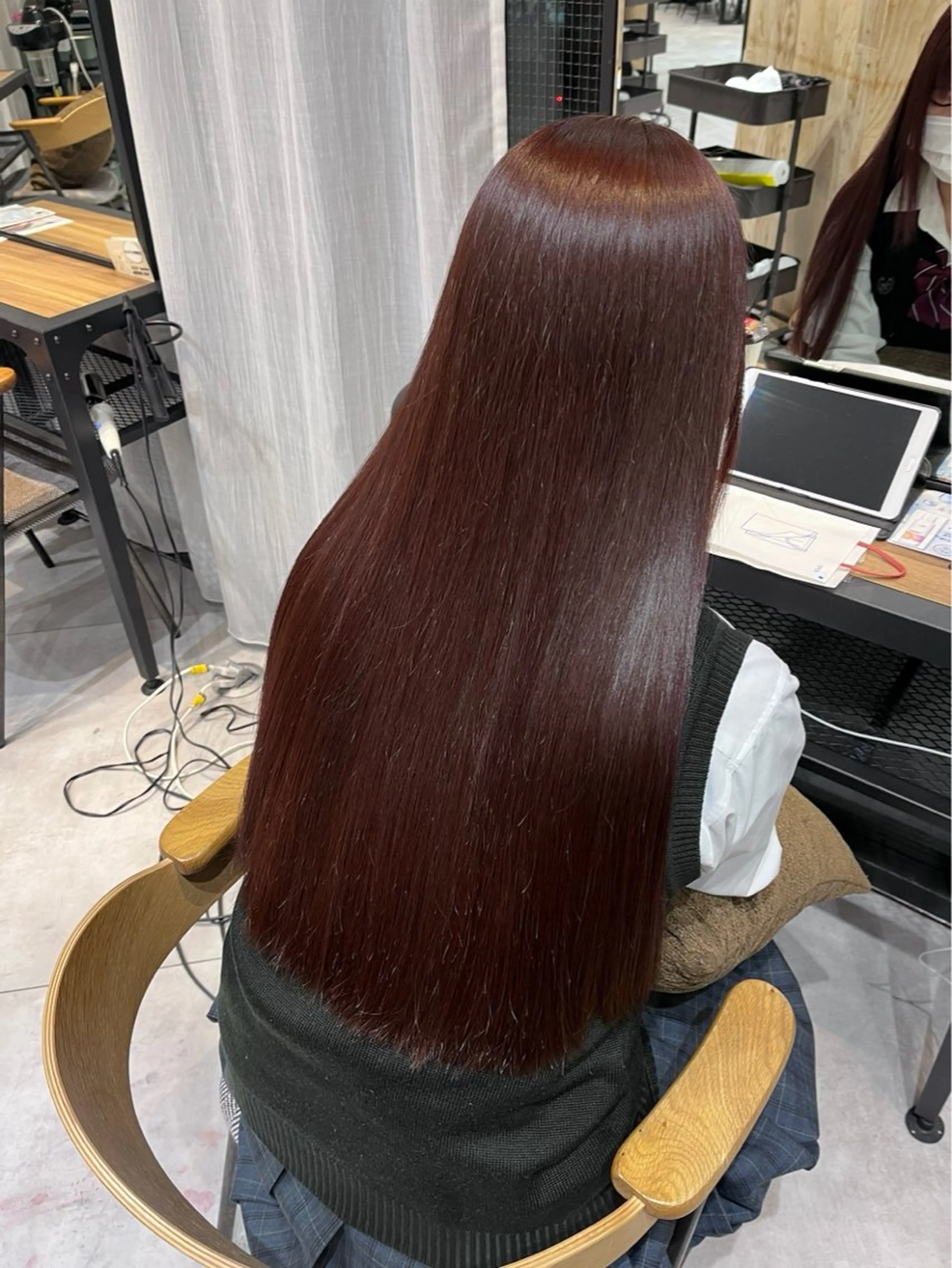 ロング トリートメント 堀江 真維のヘアスタイル