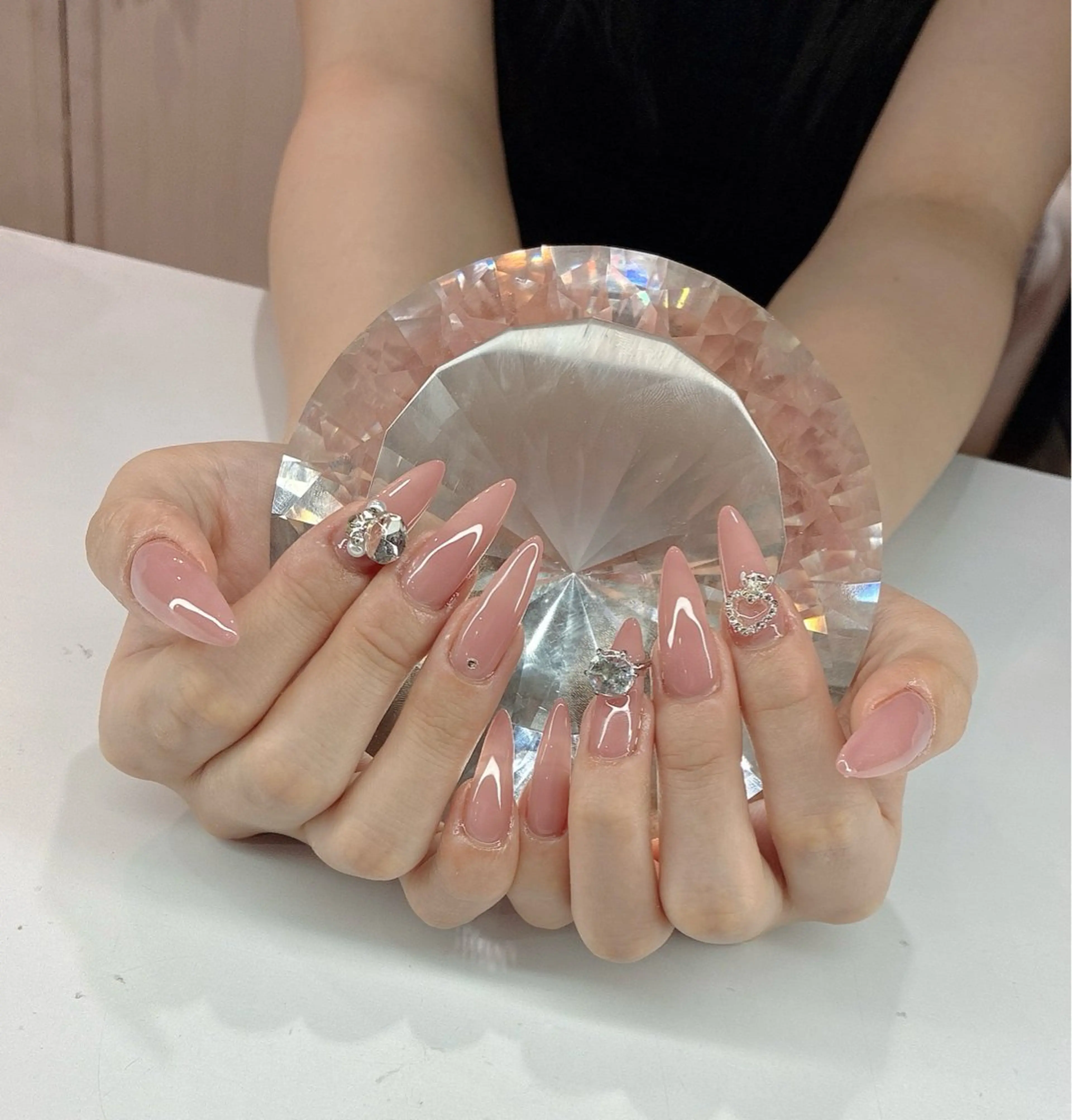 ネイル ハンドネイル LoaChaton kaeのネイルデザイン