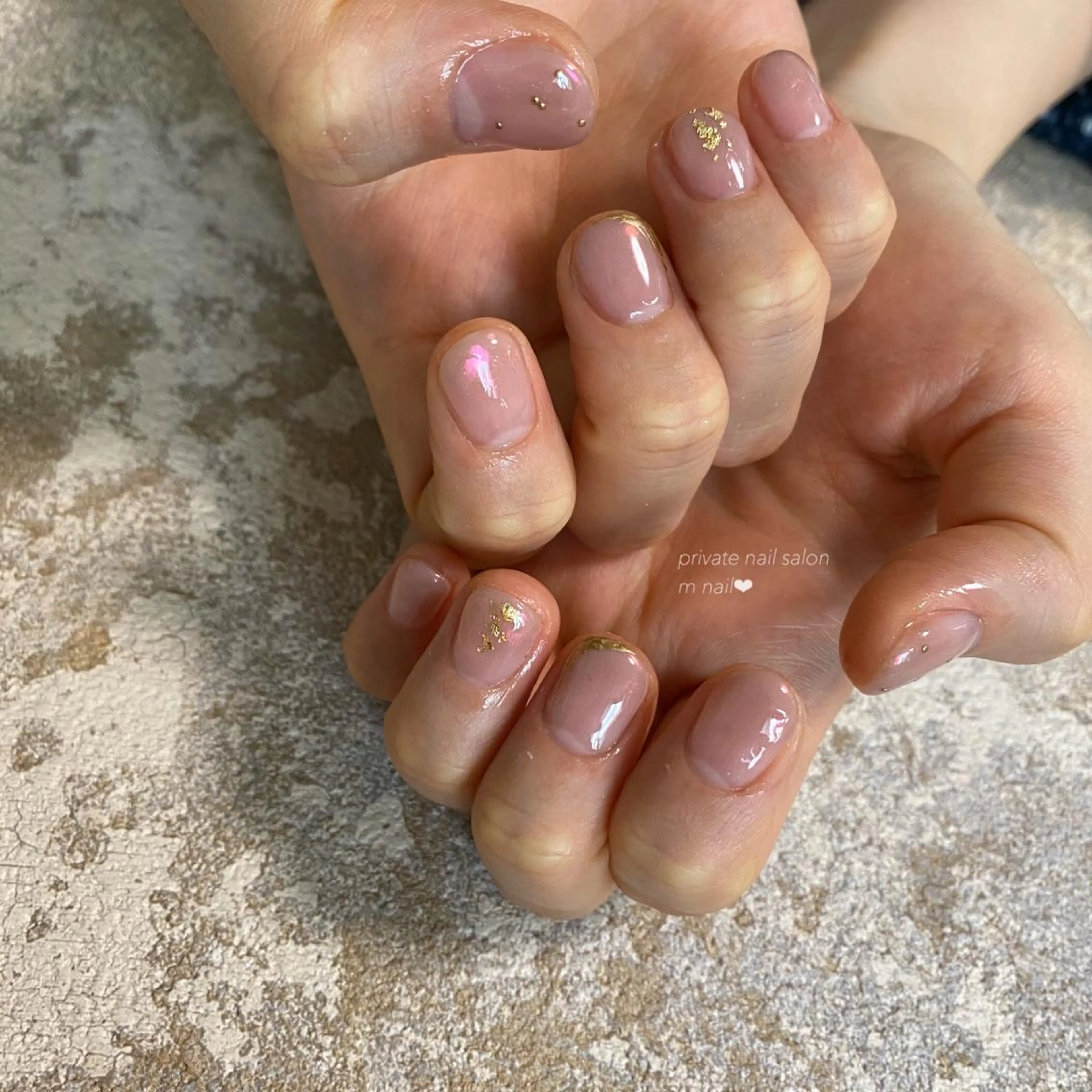 ネイル オーロラネイル ハンドネイル 小河原 舞のネイルデザイン