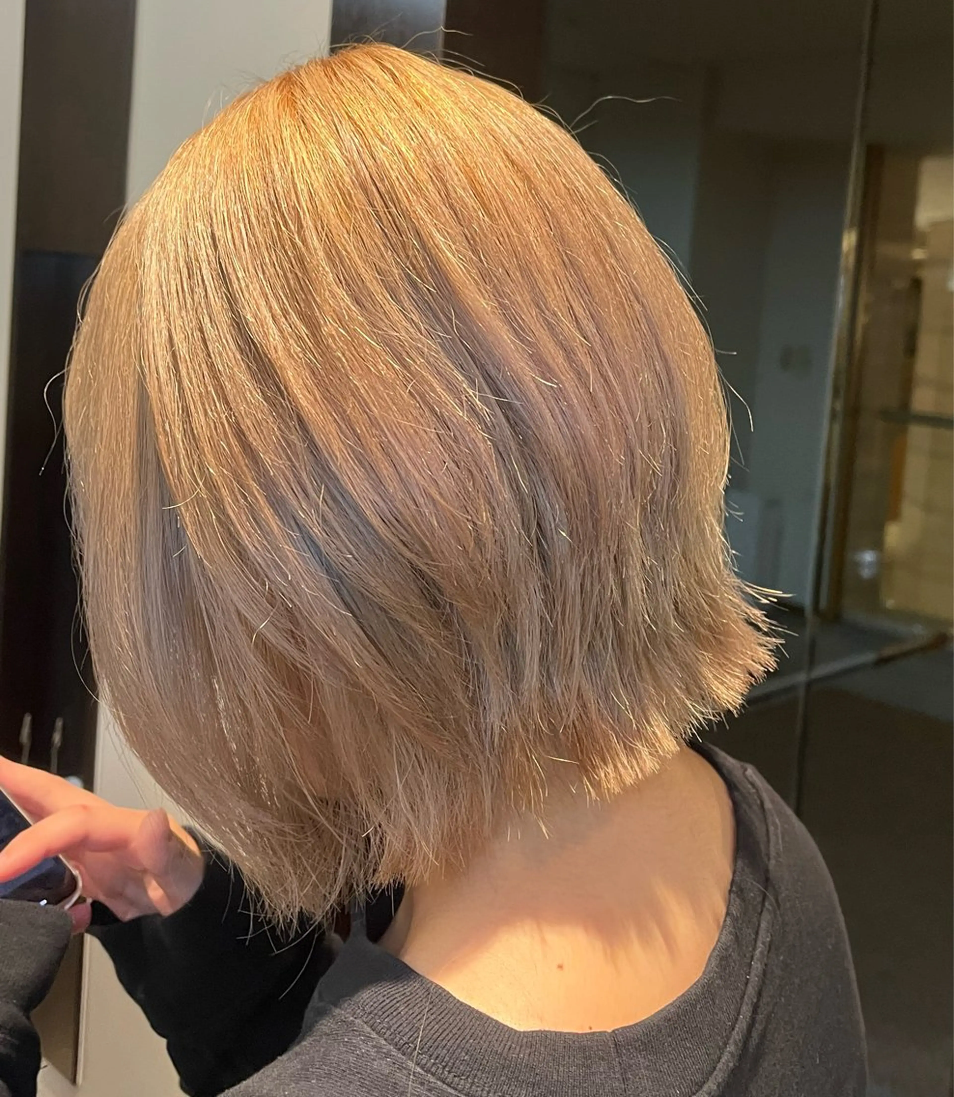 ミディアム ボブレイヤー ボブ レイヤーカット カット ヘアカラー サロンドボーテレイ所属・タナカ Tanakaのヘアスタイル