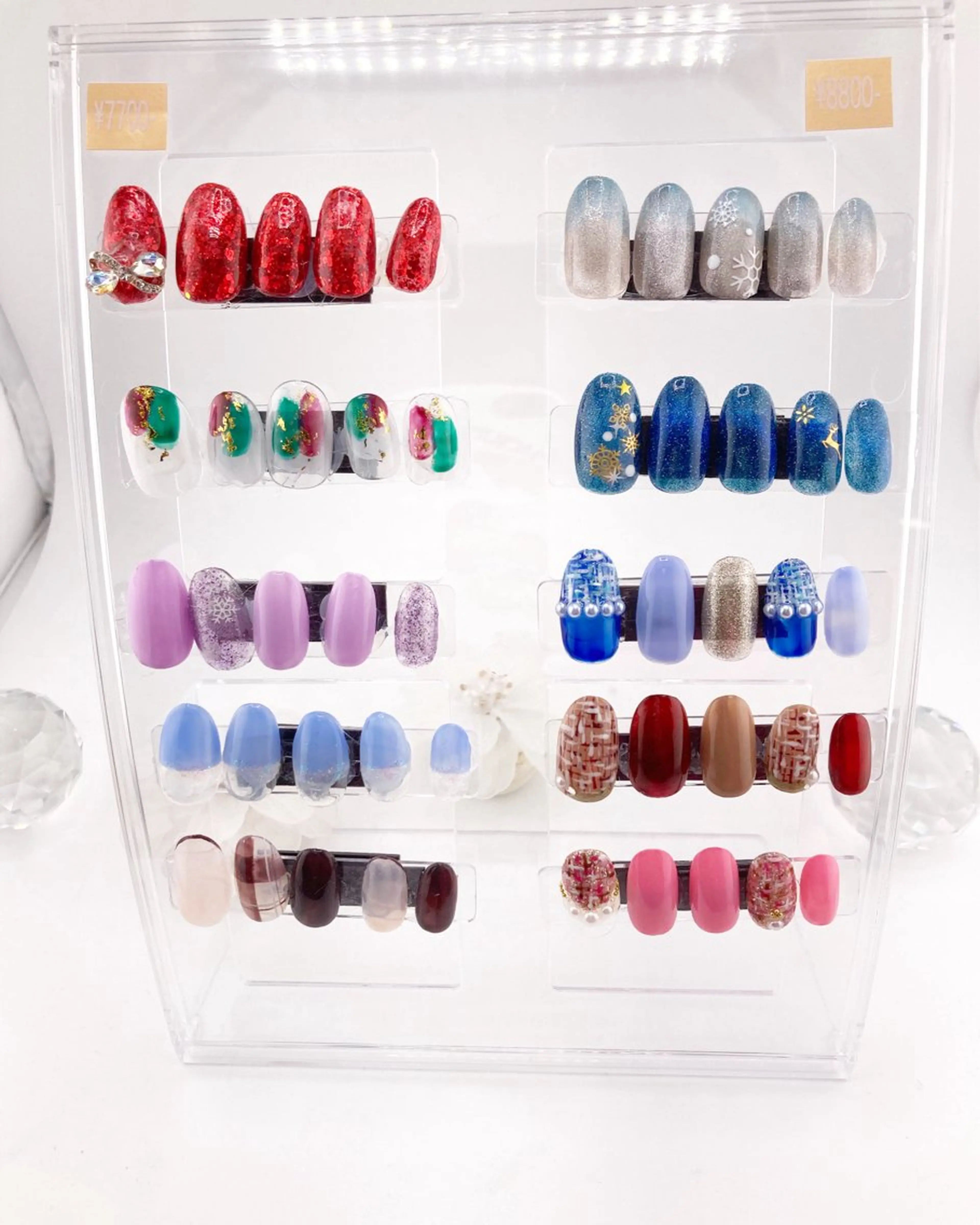 ミディアム クリスマス フットネイル RISA nail gleeのネイルデザイン