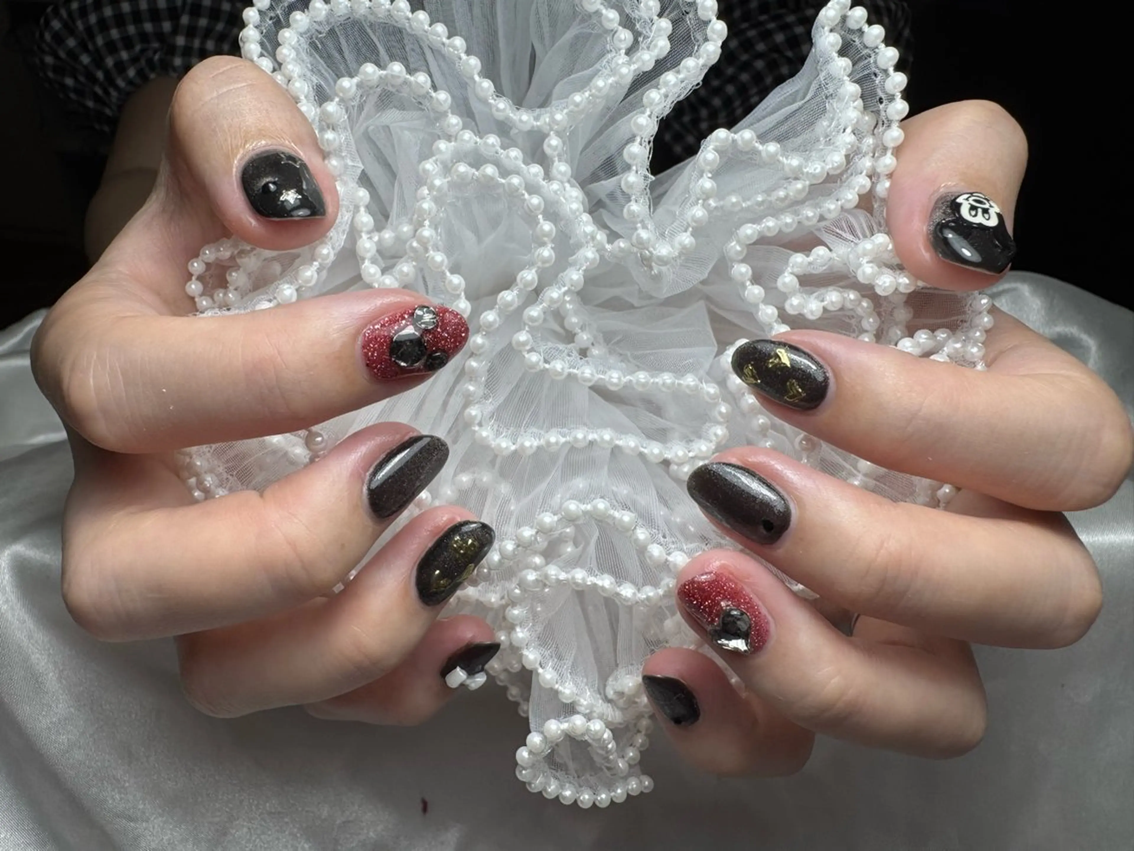 ネイル ハンドネイル ビューティーサロン フラワーズ　ヒのネイルデザイン