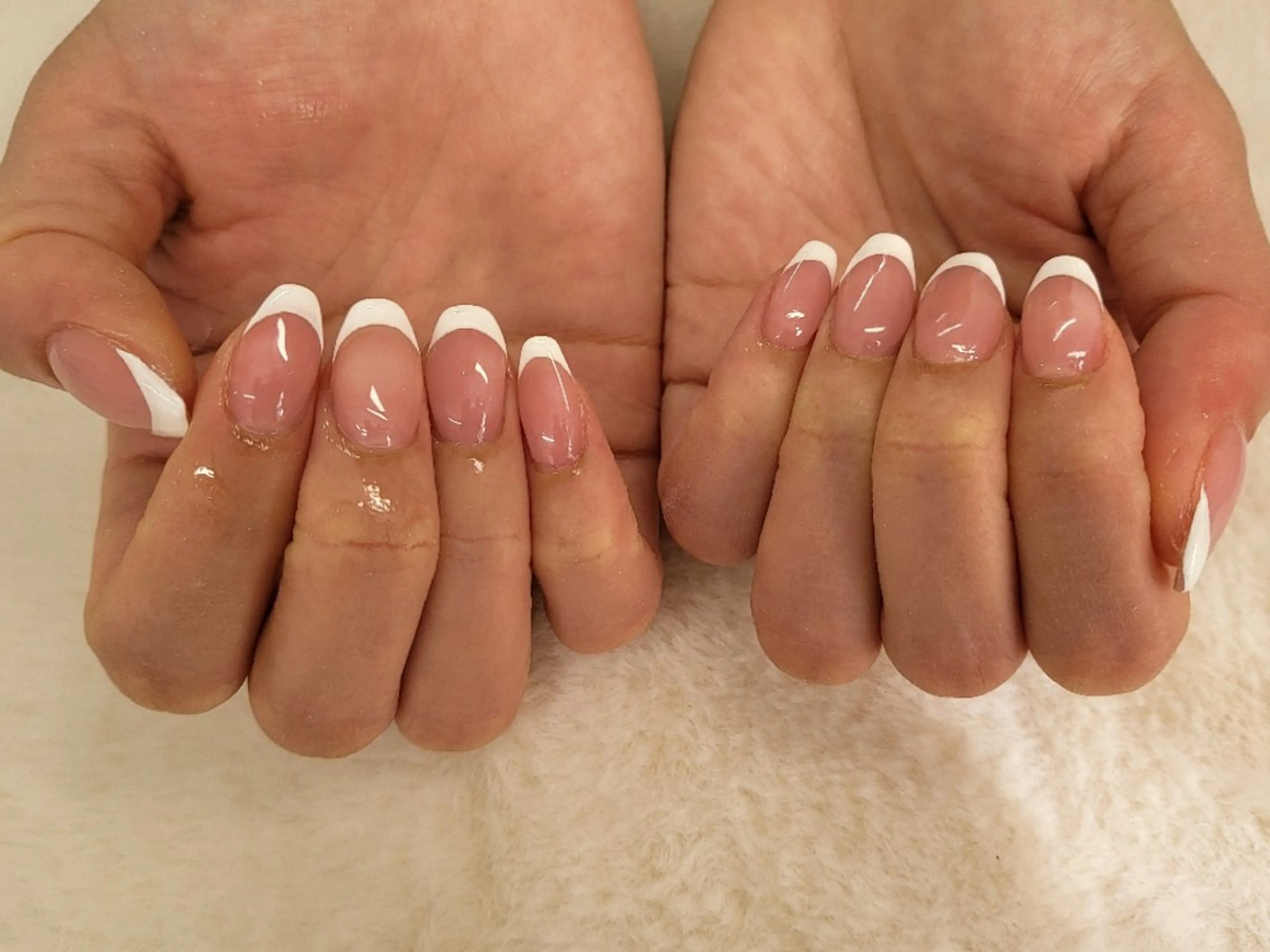 ネイル フレンチネイル オフィスネイル シンプルネイル ハンドネイル ハンドケア 心斎橋Salon Epokkuのネイルデザイン