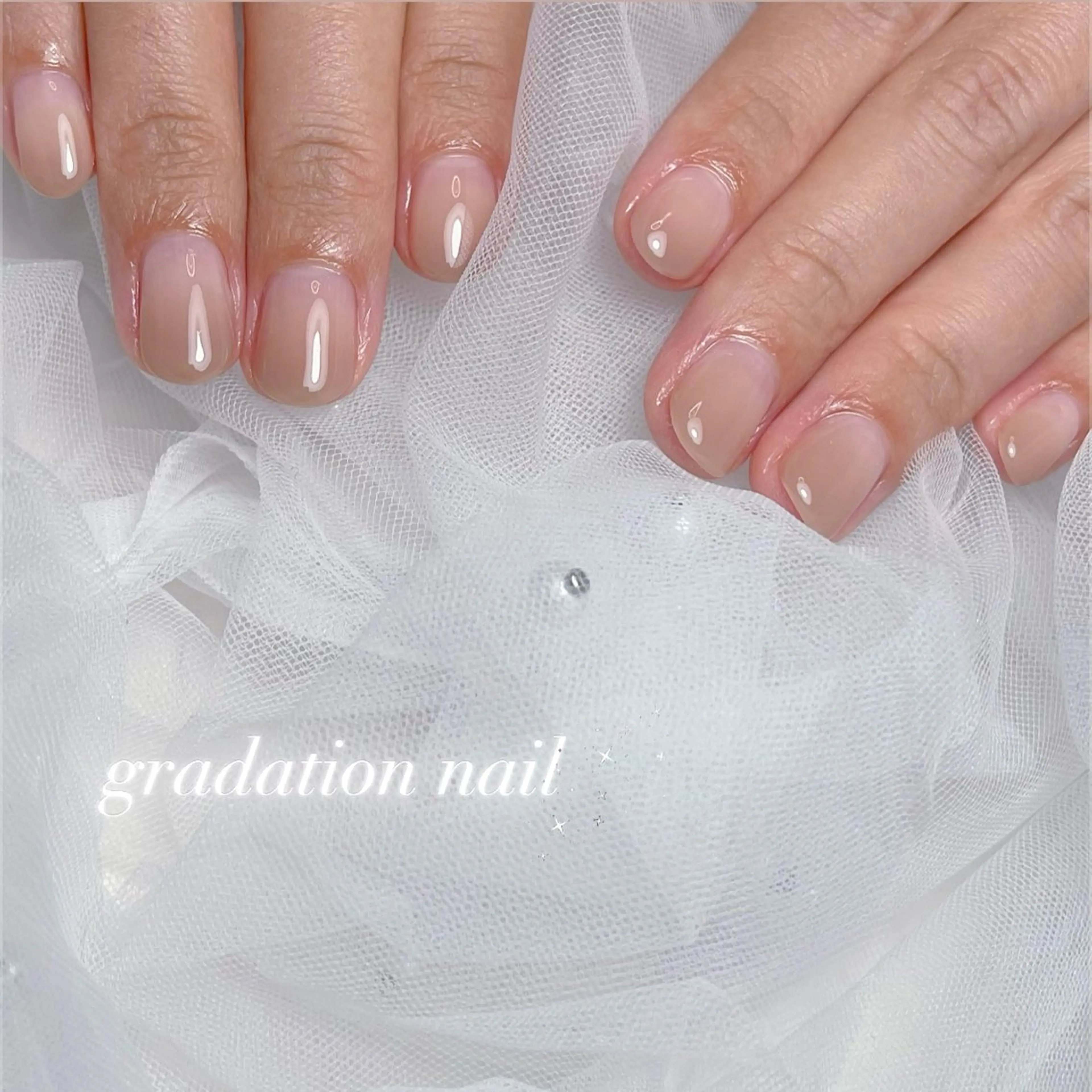 ネイル ジェルネイル グラデーション 韓国ネイル パラジェル シンプルネイル ハンドネイル RE SALONのネイルデザイン