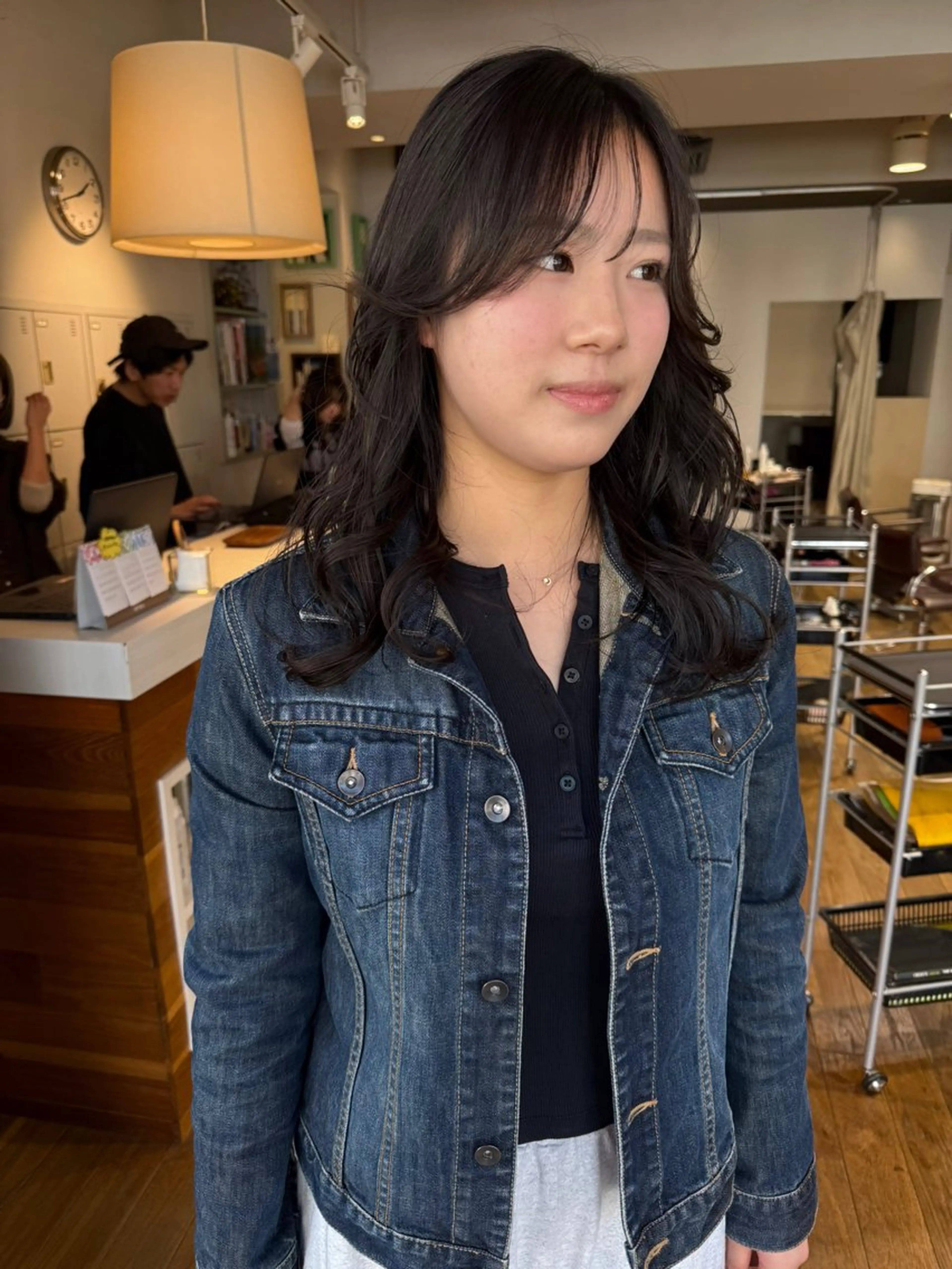 ロング レイヤーカット カット ヘアカラー トリートメント 松本  夏海のヘアスタイル