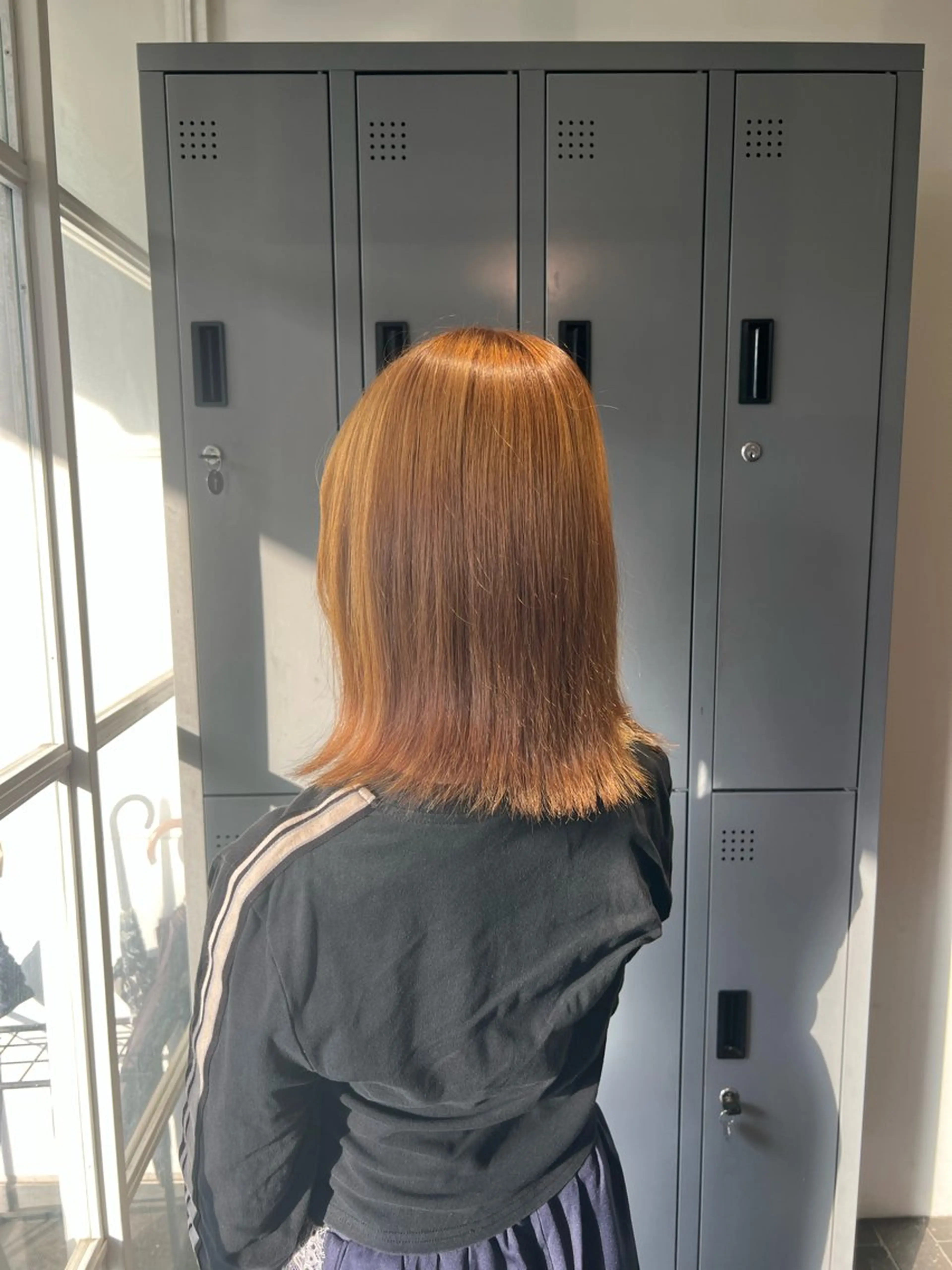 ミディアム ヘアカラー トリートメント ワタナベ モカ🦢ダブルカラーのヘアスタイル