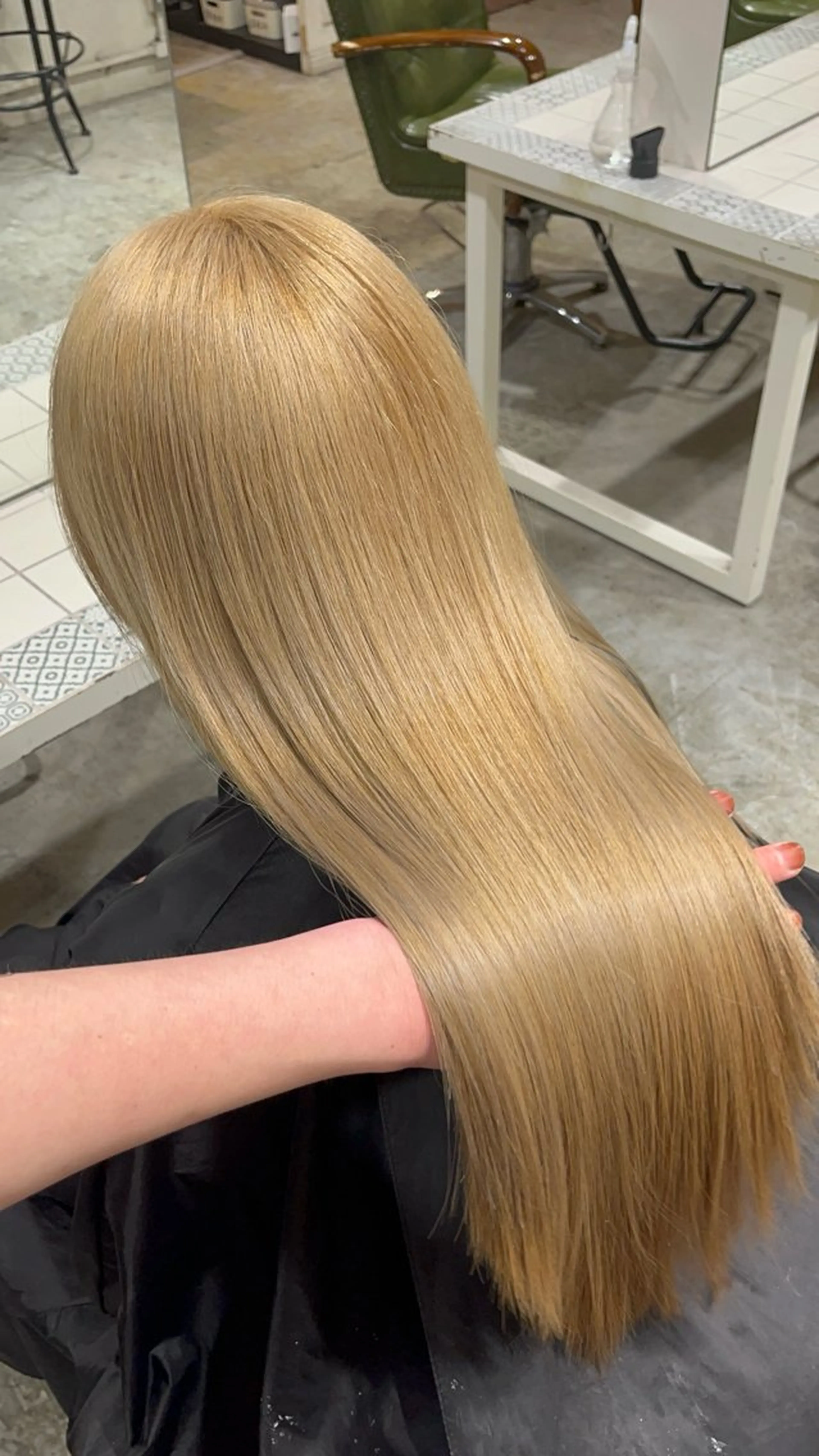 ミディアム カラー ヘアアレンジ ヘアカラー トリートメント 菅宮 皐のヘアスタイル