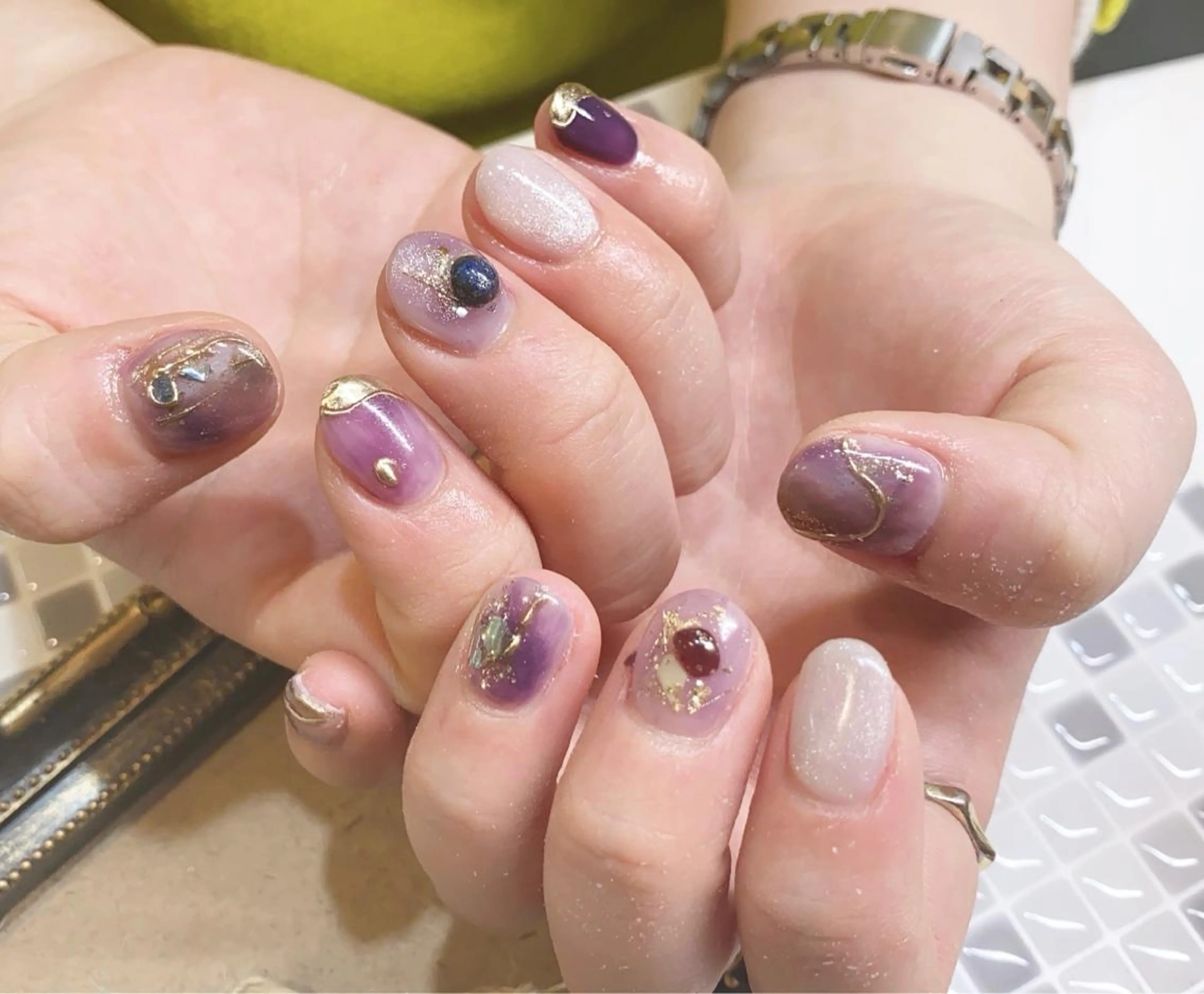ネイル ニュアンスネイル パープル nailist yuiのネイルデザイン