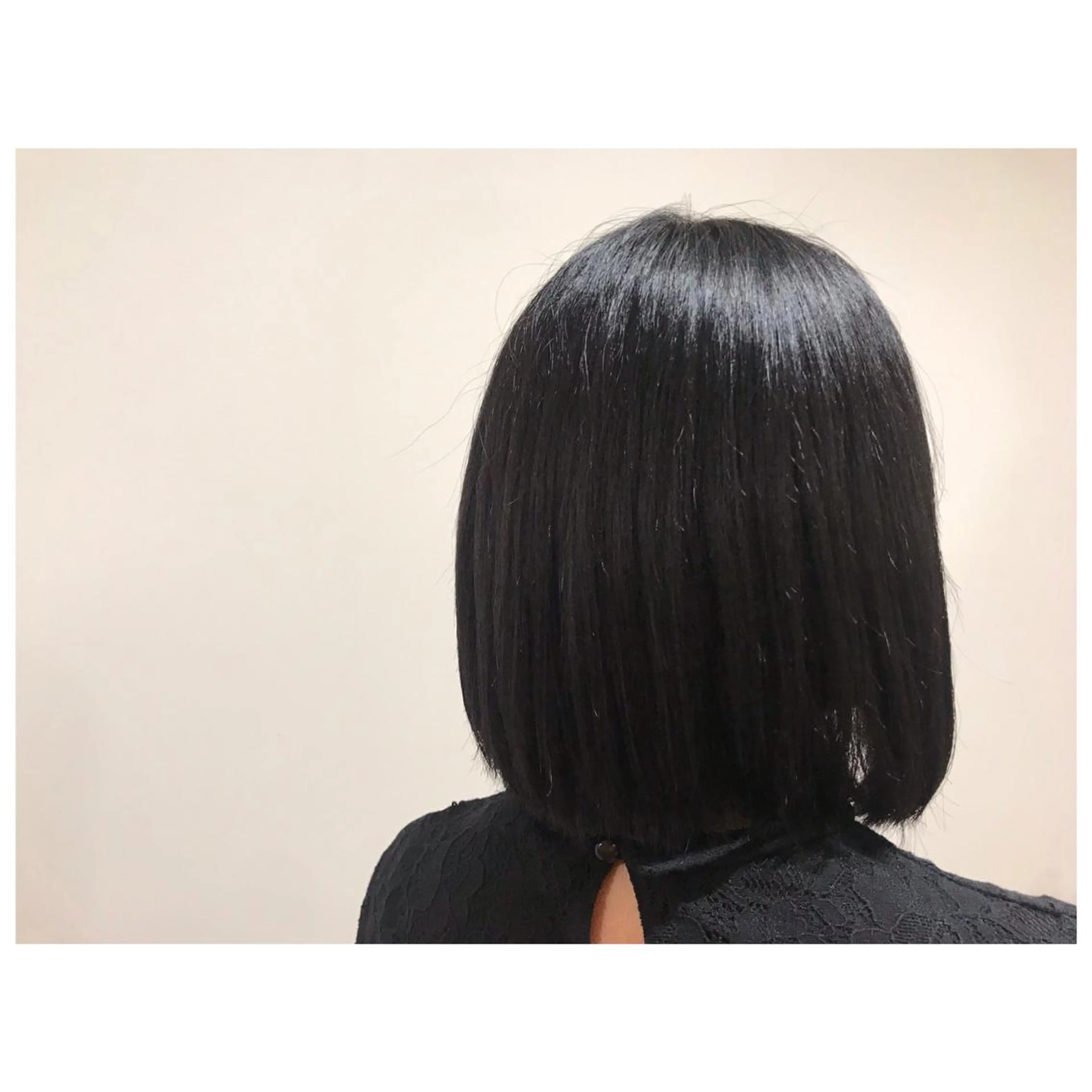 ミディアム 暖色カラー🍊 ボブ🌿顔周りcutのヘアスタイル