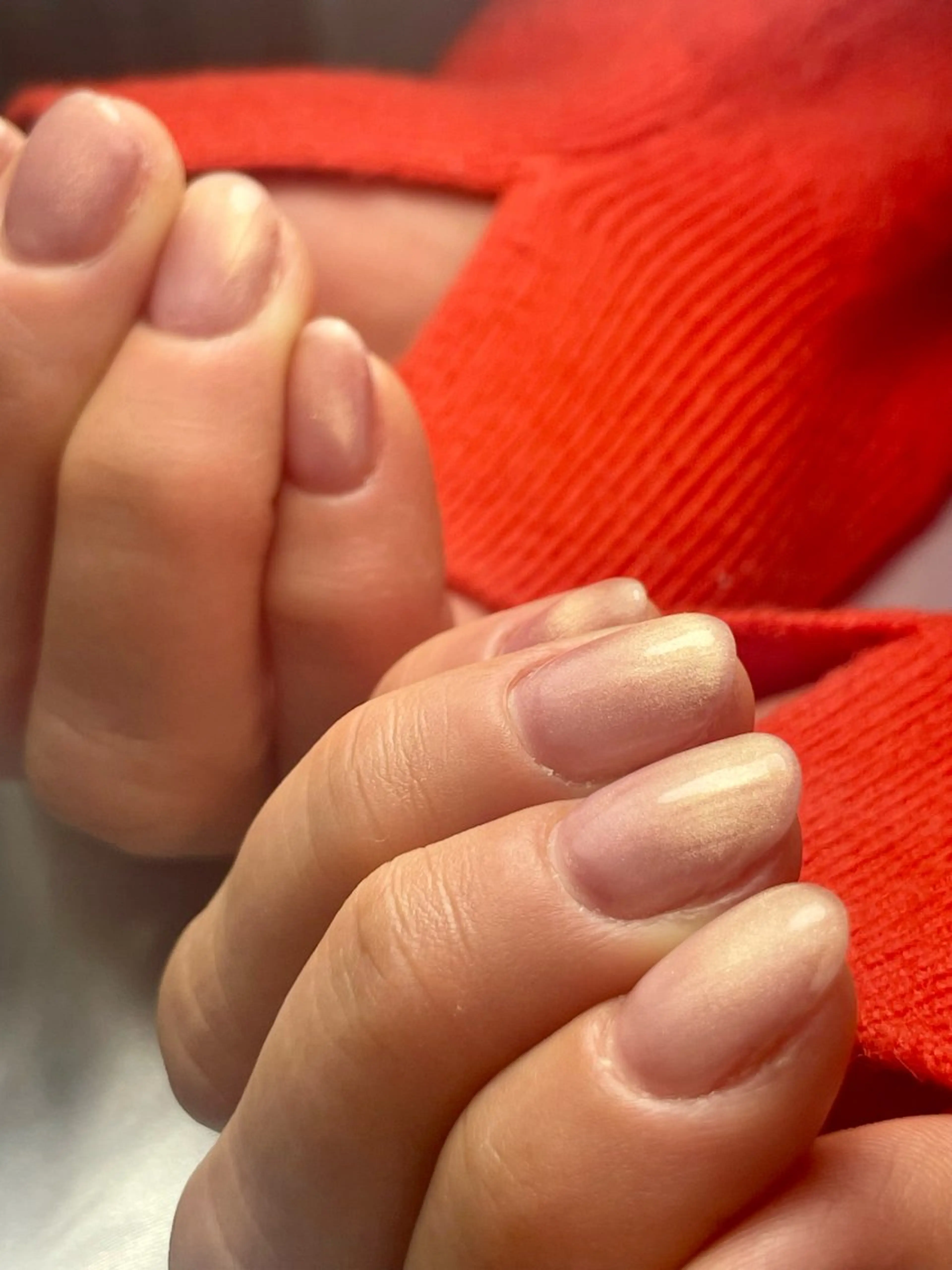 ネイル 赤色 ハンドネイル Chong Sarangのネイルデザイン