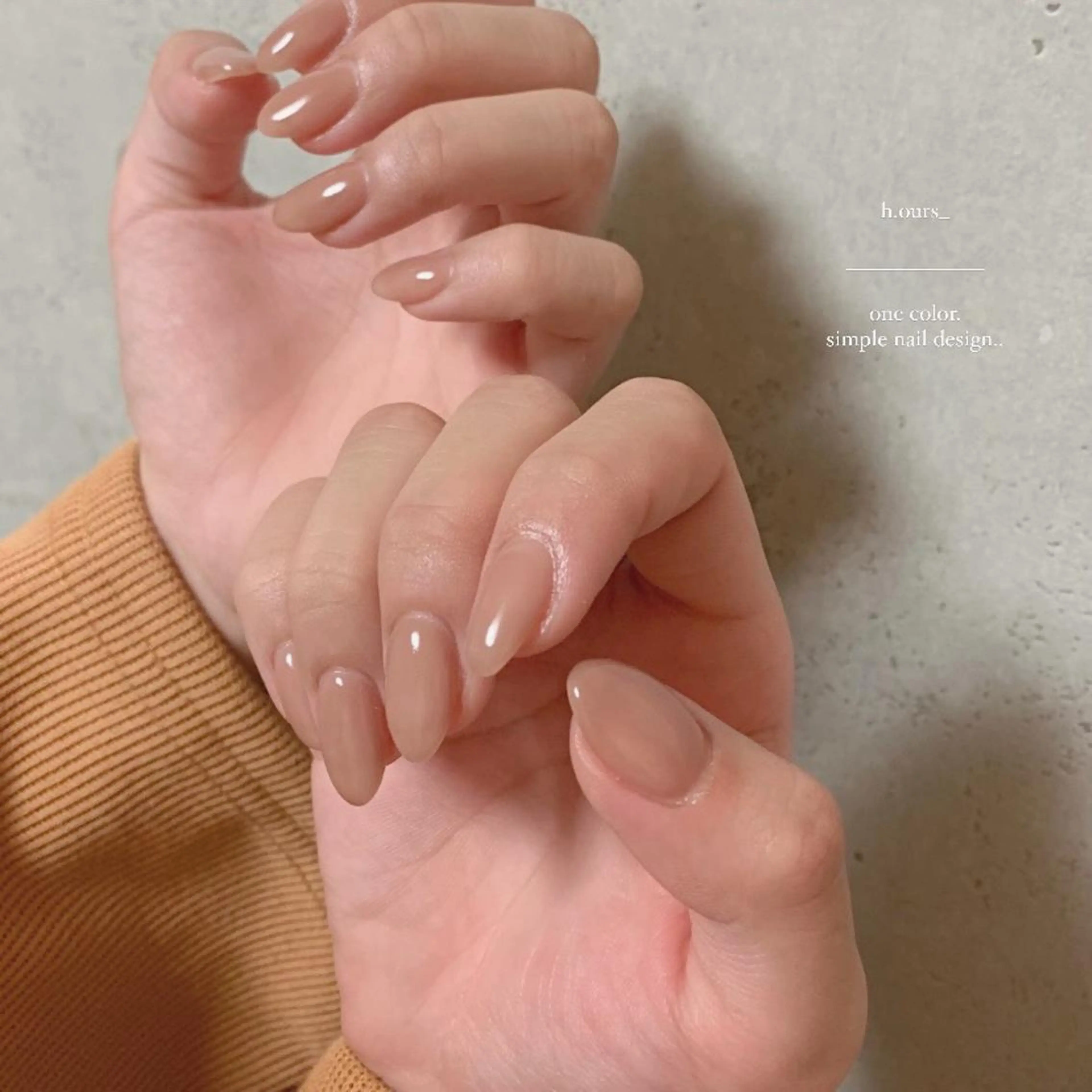 ネイル オフィスネイル ワンカラーネイル シンプルネイル h.ours _のネイルデザイン