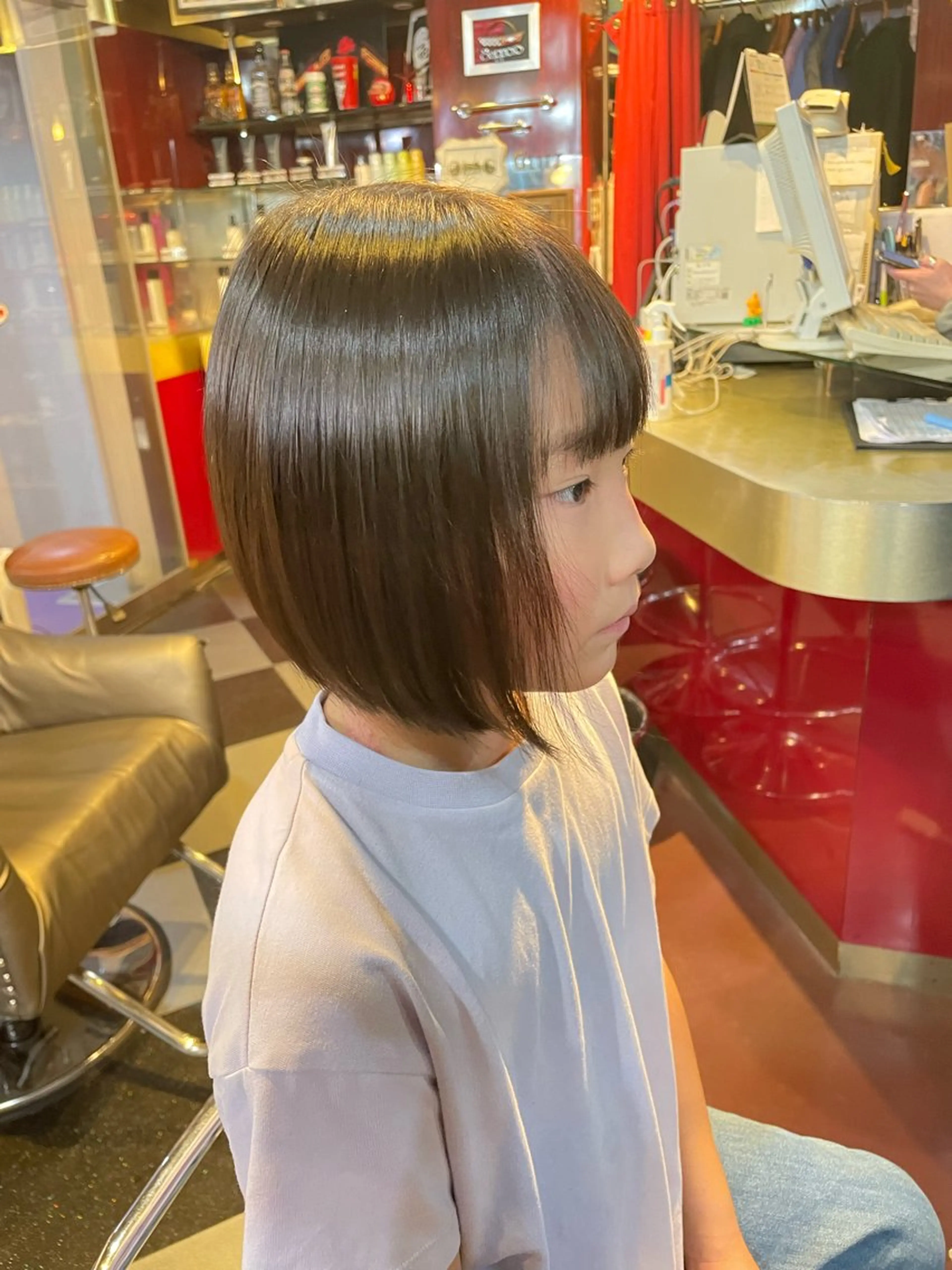 ミディアム ボブ トリートメント 👑派手髪/カット 👑ANRYのヘアスタイル