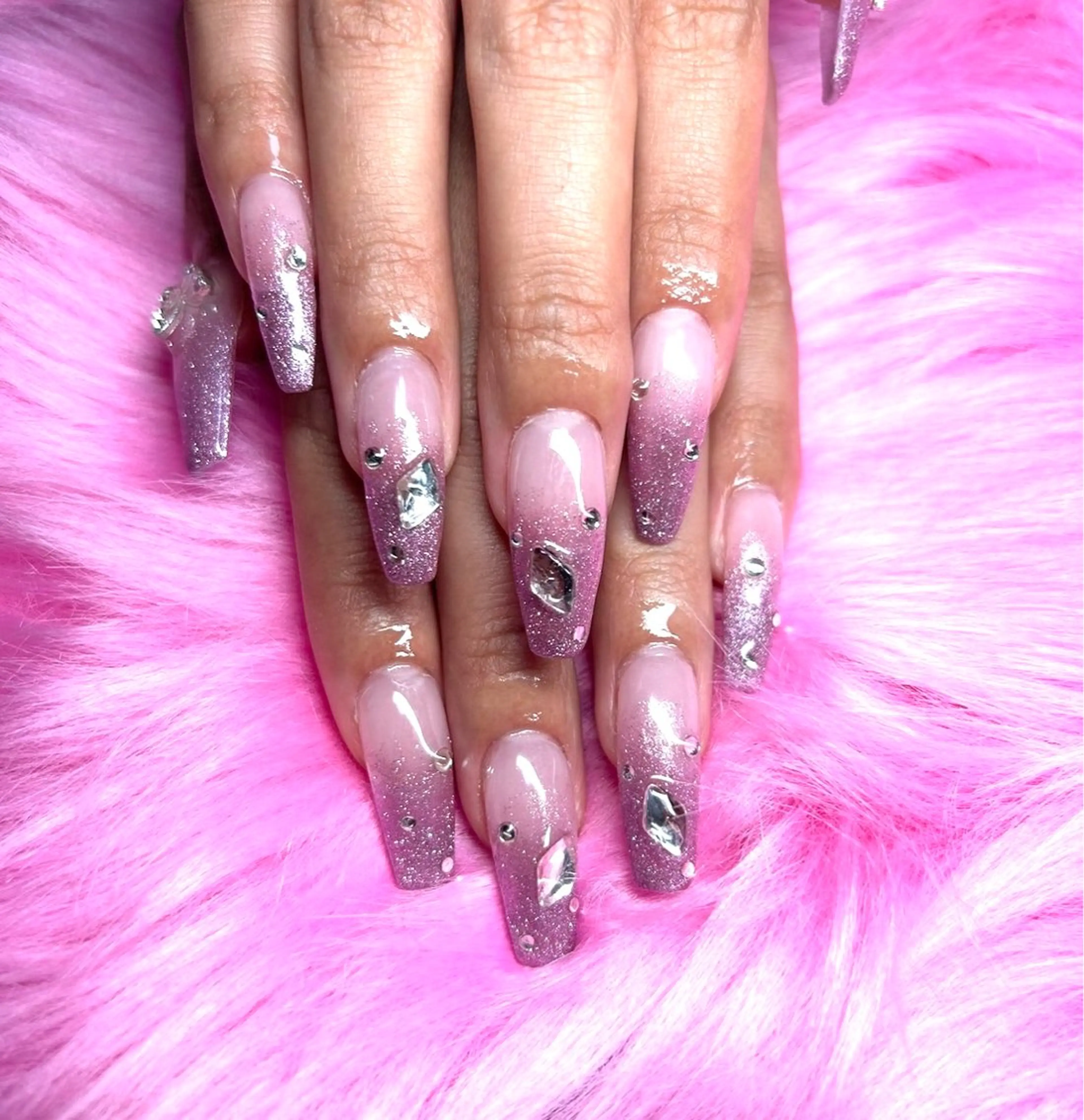 ネイル ハンドネイル ハンドケア GAL_ NAILのネイルデザイン